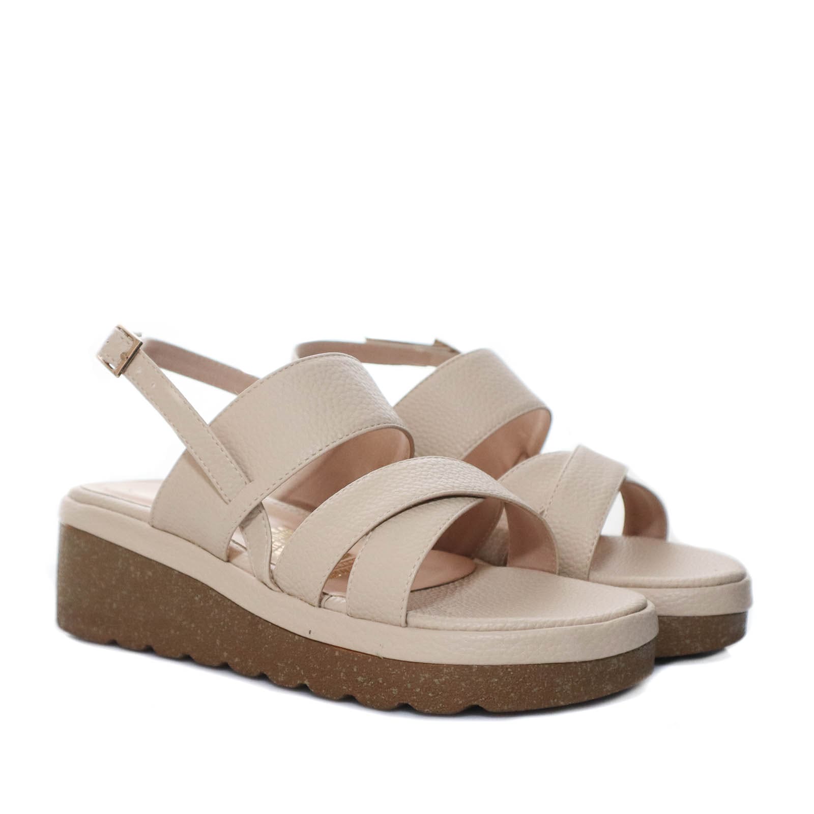 Sandalia plataforma baja beige para mujer P044-Z25