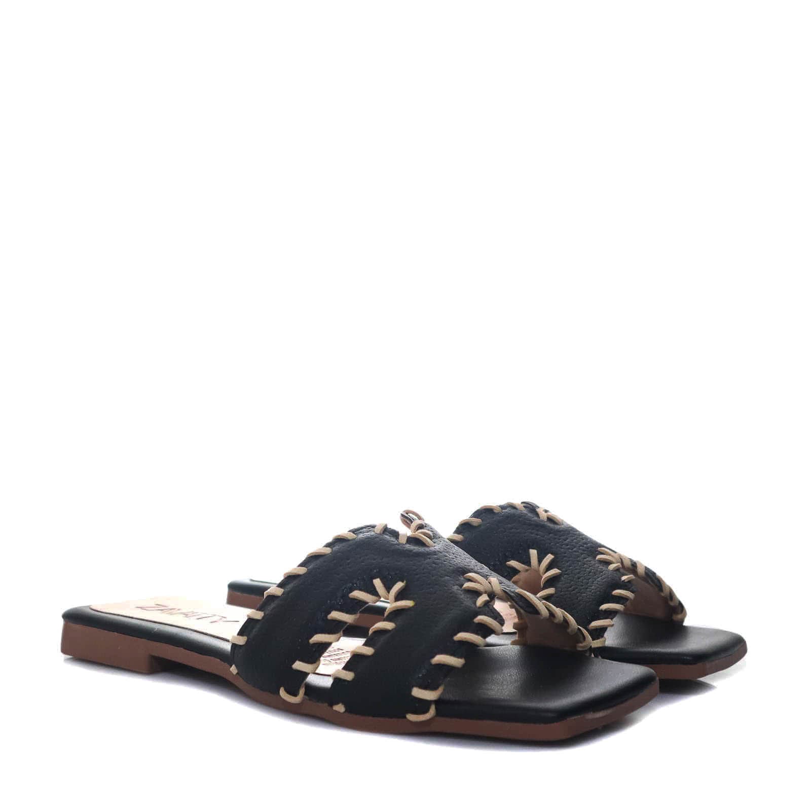 Sandalia plana negro para mujer P512-Z84