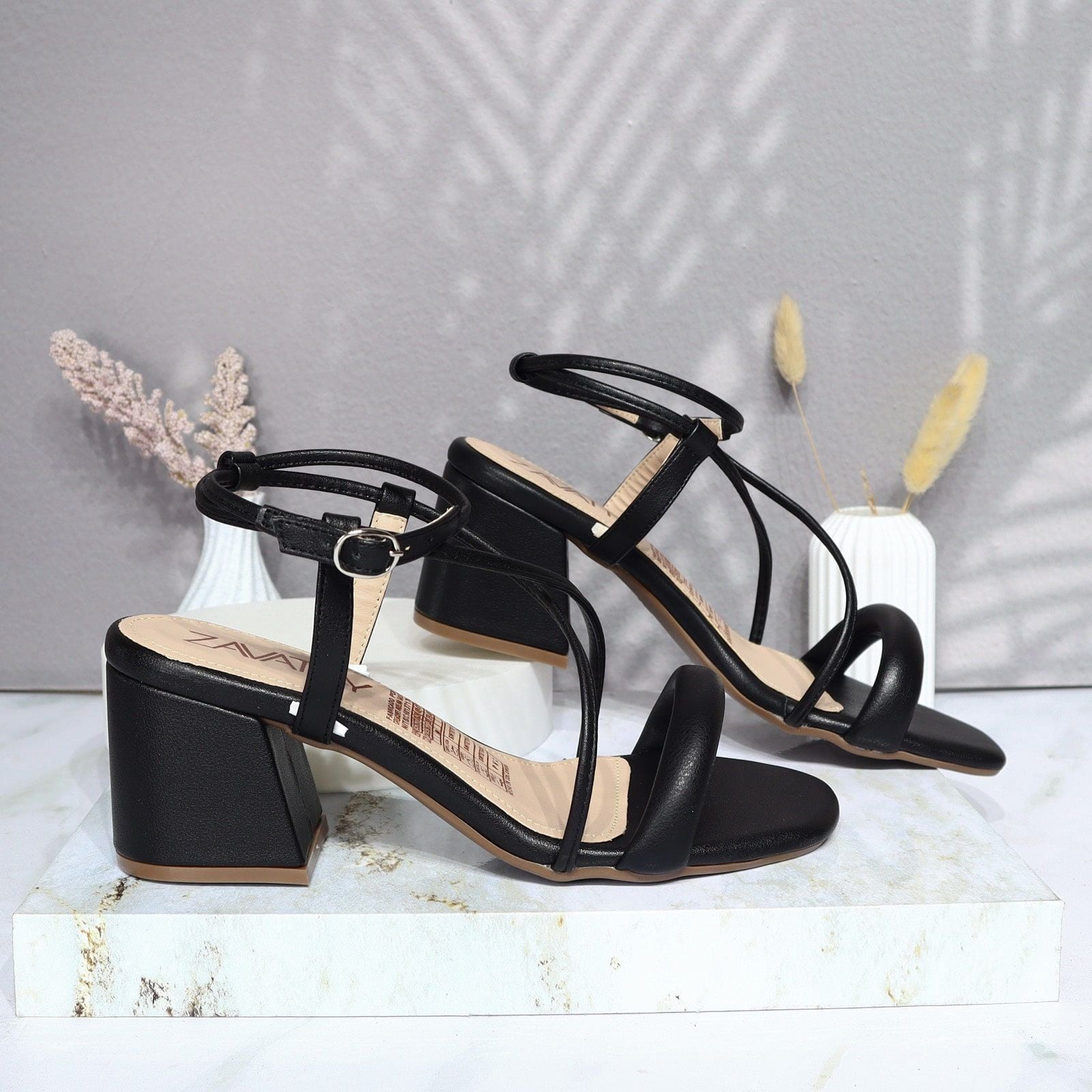 Sandalia tacon negro para mujer Q203-Z471