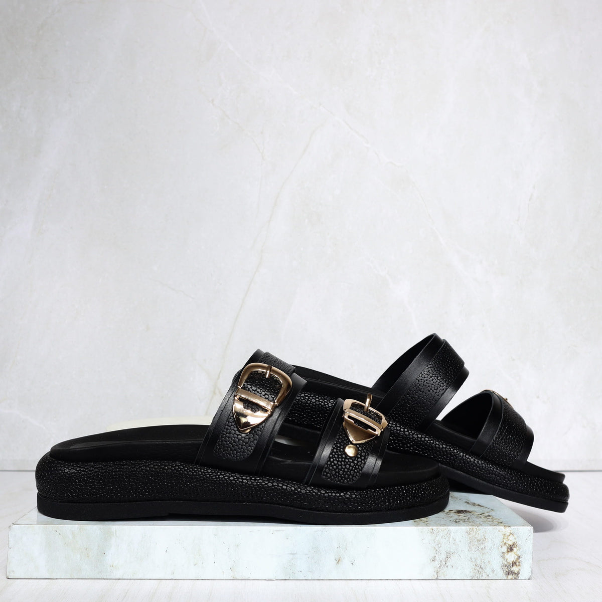 Sandalia canoa negro para mujer V955-Z84