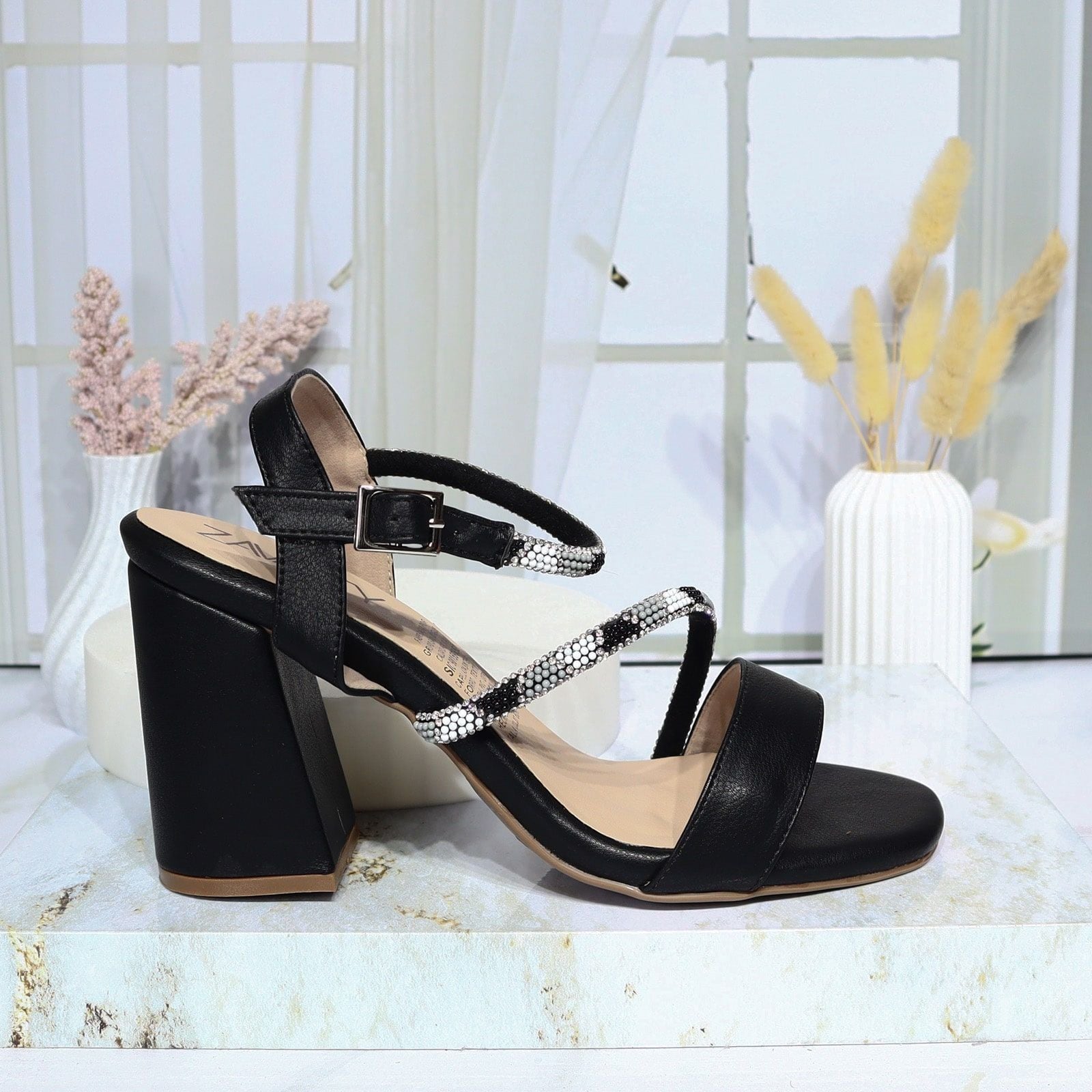 Sandalia tacon negro para mujer 2708-Z148