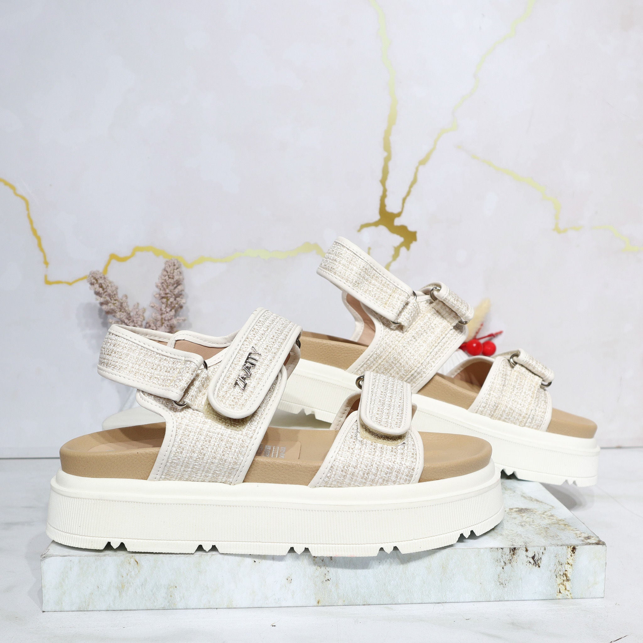 Sandalia canoa beige x talco para mujer 3094-Z617