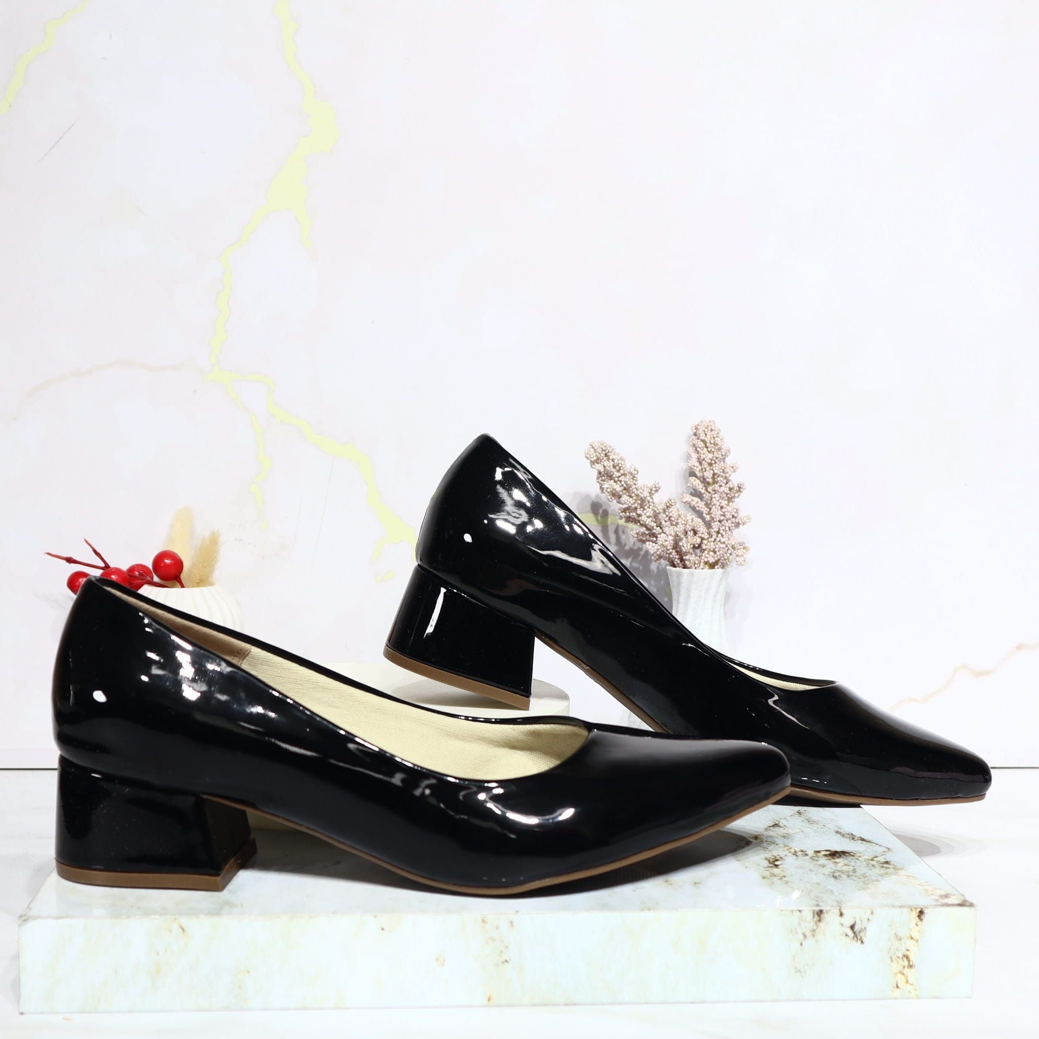 Tacon negro charol para mujer 324138-Z132