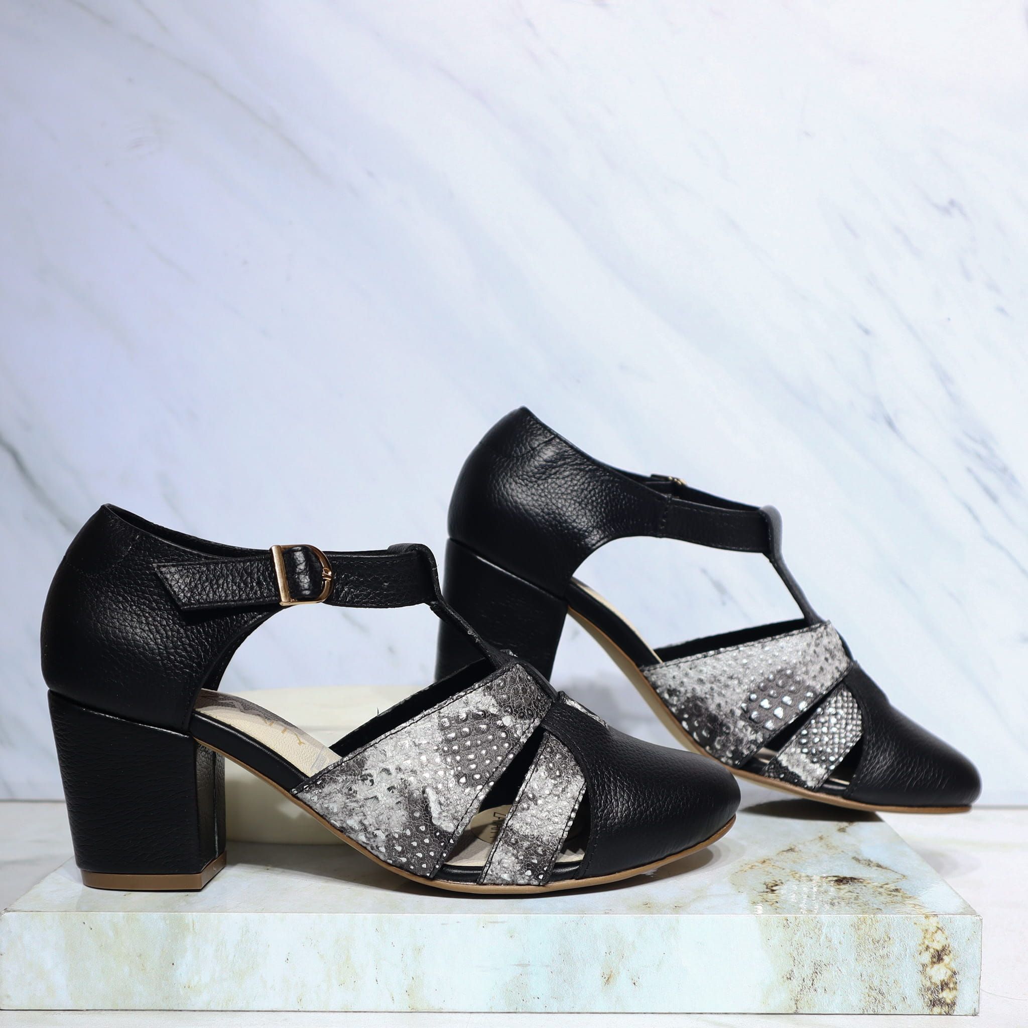 Tacon negro x plata para mujer H-MARA