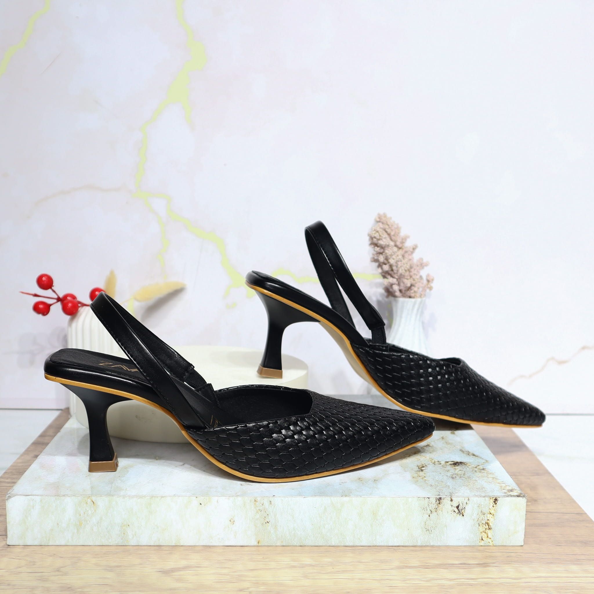 Tacon negro gravado para mujer KIARA-Z120