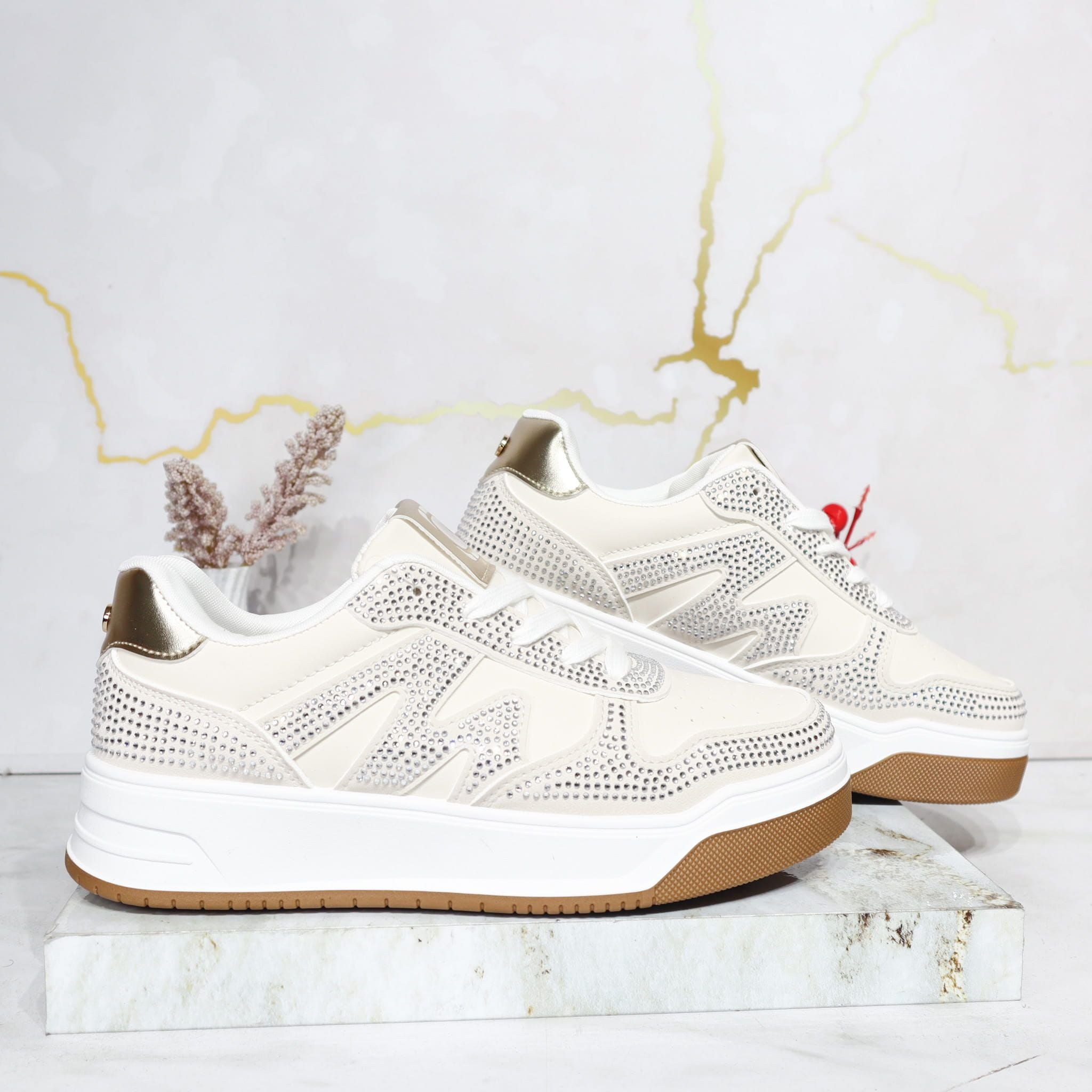 Tenis beige x dorado para mujer 005-Z761