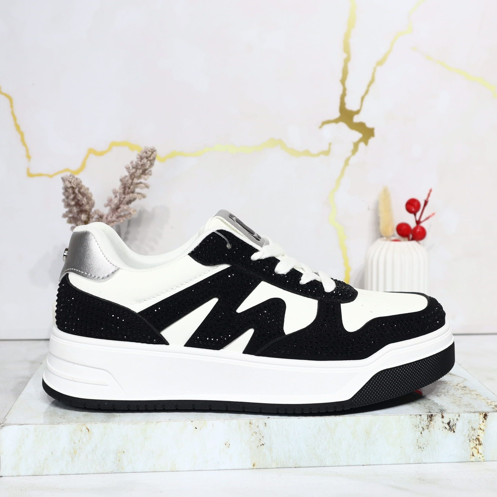 Tenis blanco x negro para mujer 005-Z761