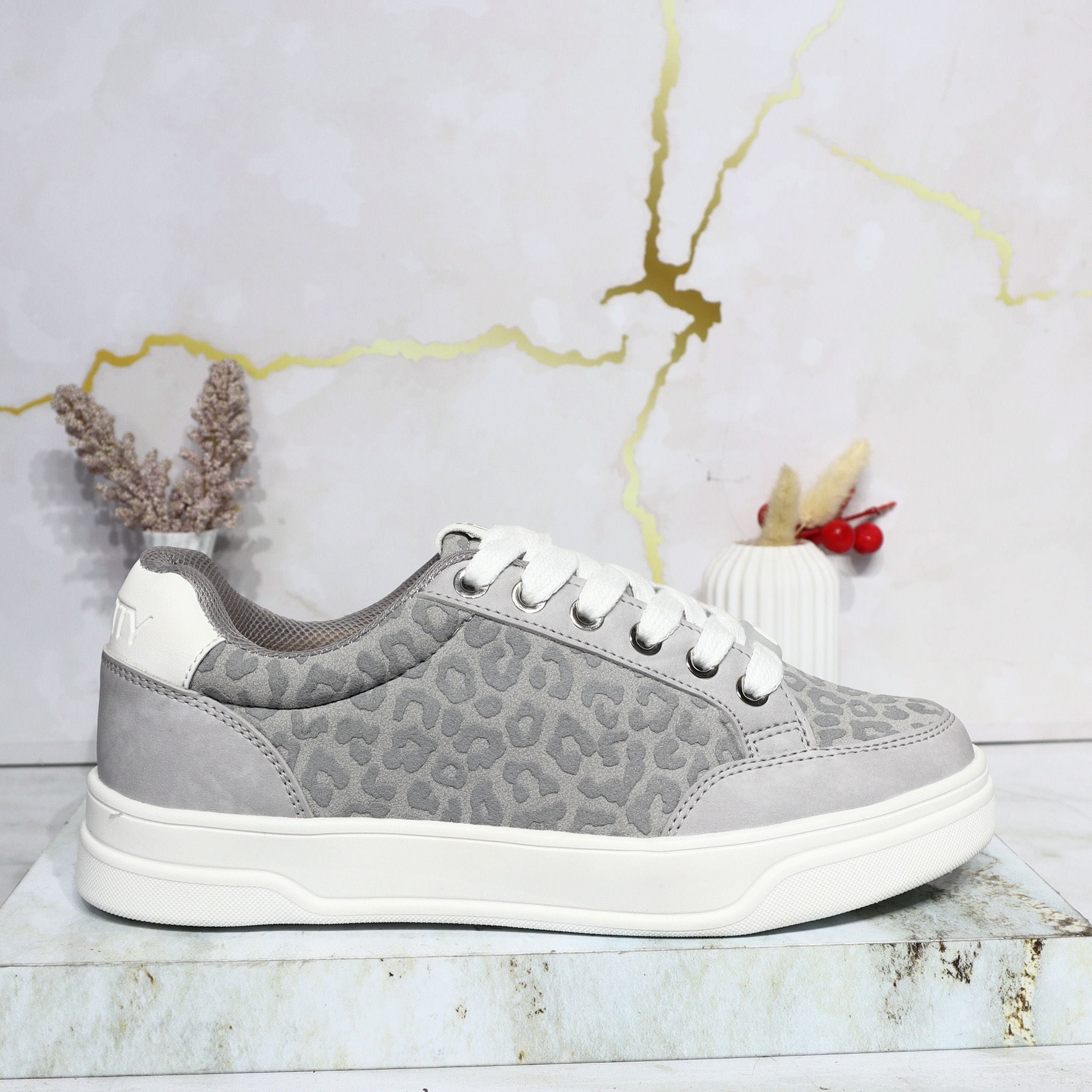 Tenis gris para mujer 233-Z273