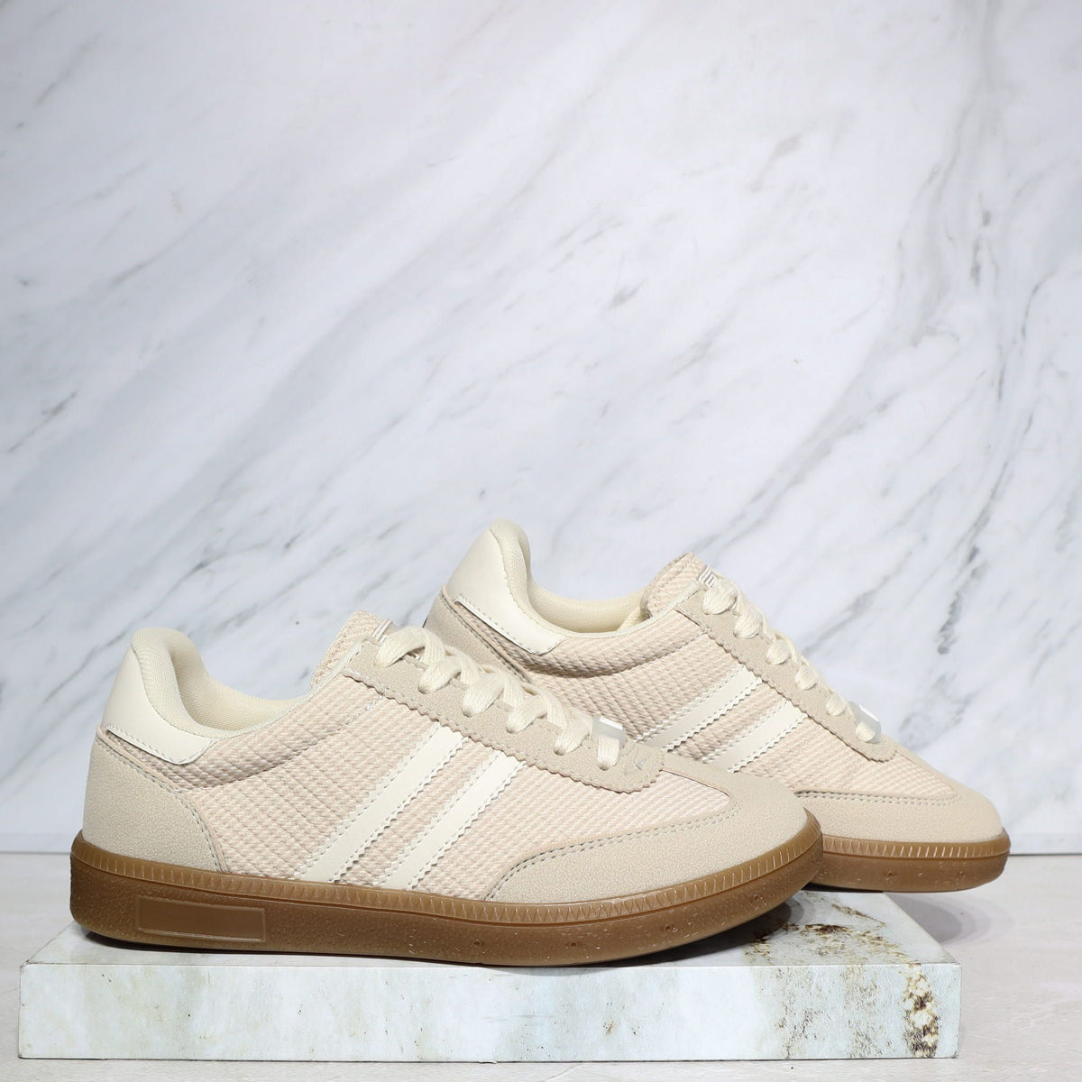 Tenis arena para mujer 235-Z273