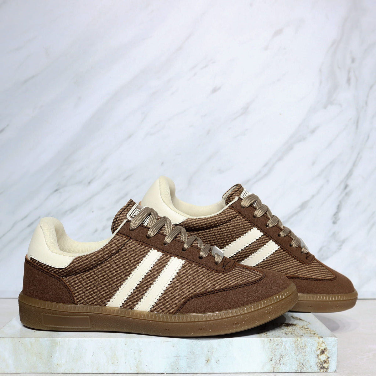 Tenis cafe para mujer 235-Z273