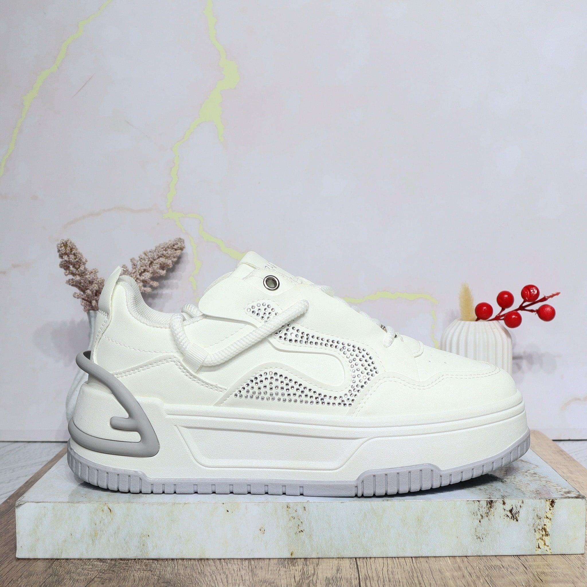 Tenis blanco para mujer 25051-Z477