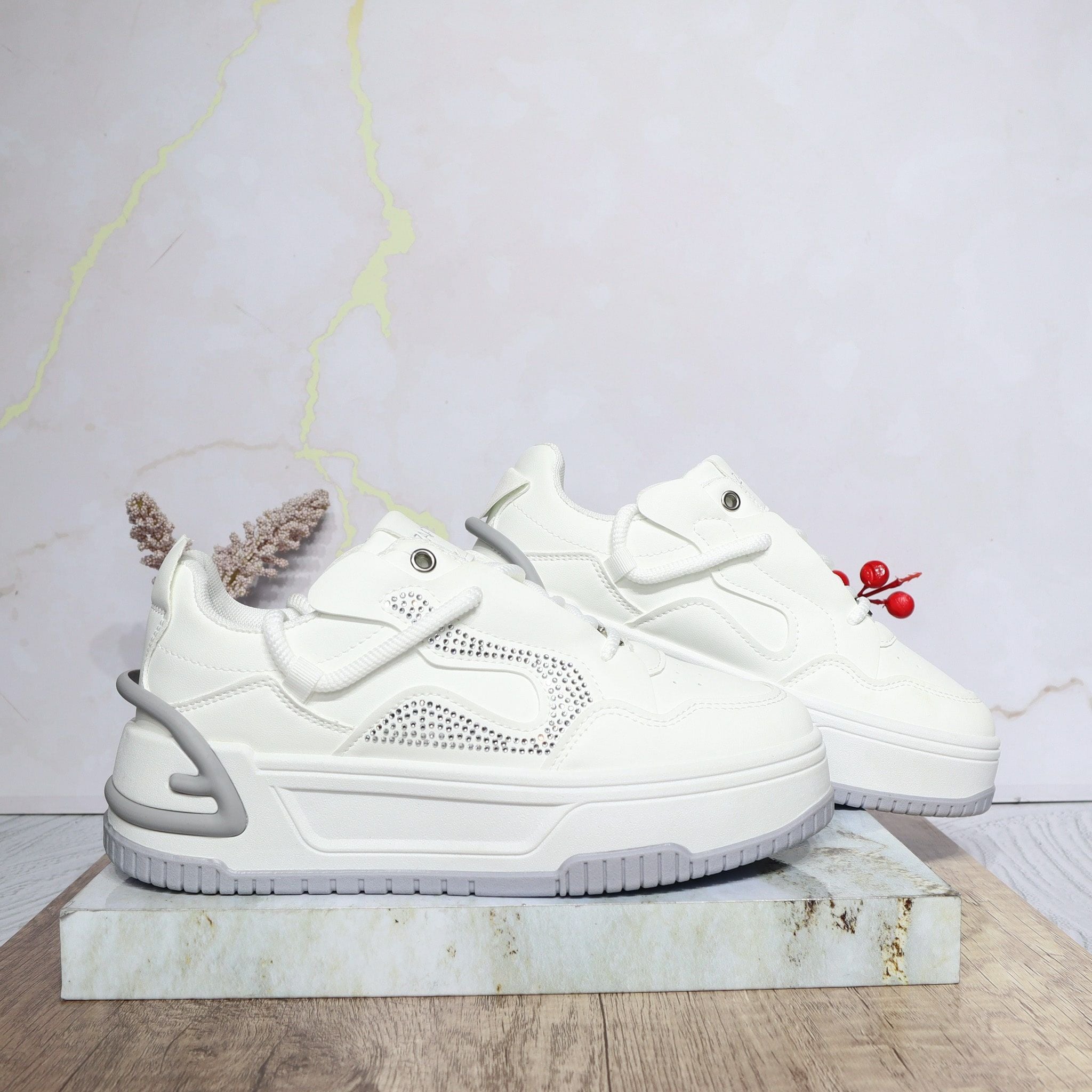 Tenis blanco para mujer 25051-Z477
