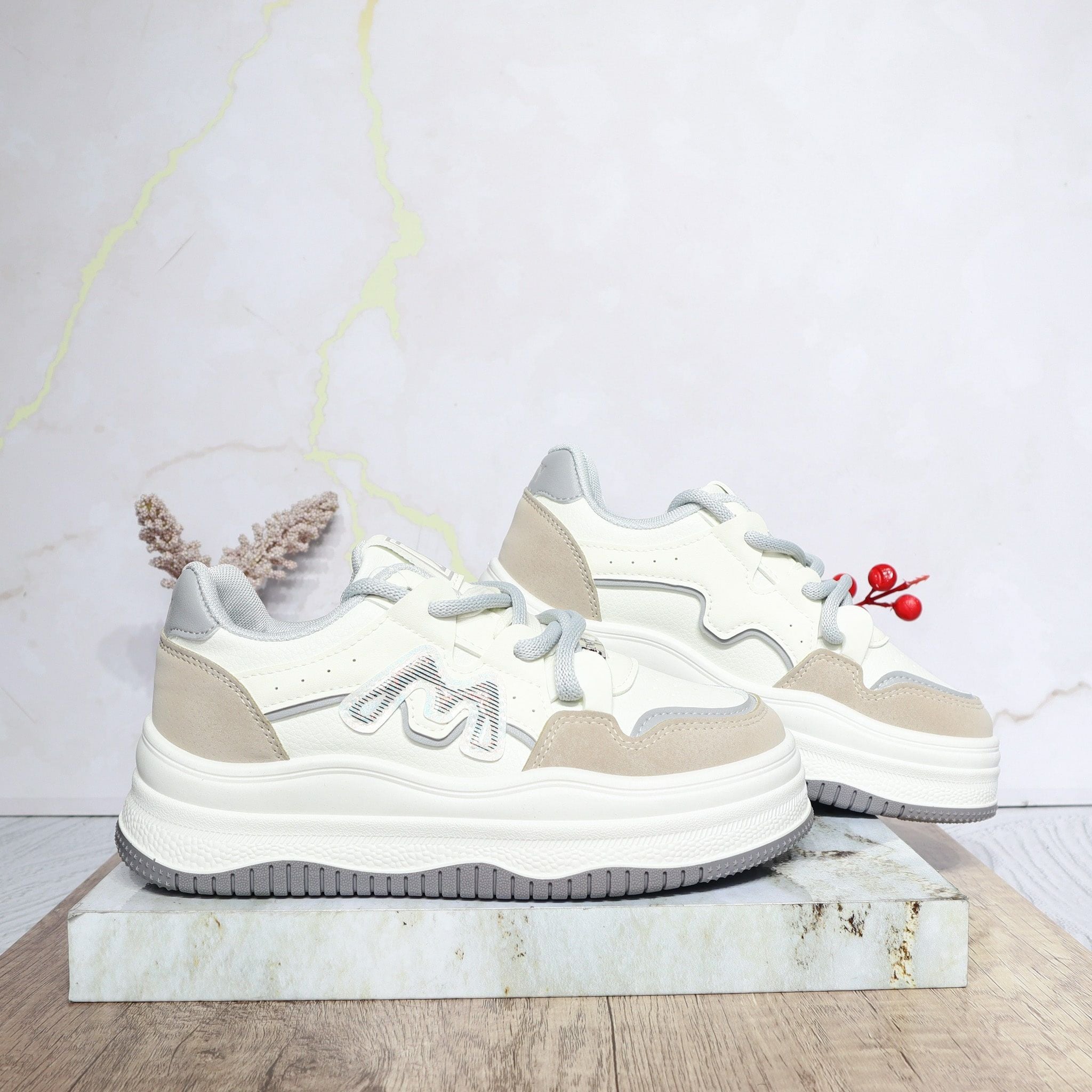 Tenis blanco x gris para mujer 25053-Z477