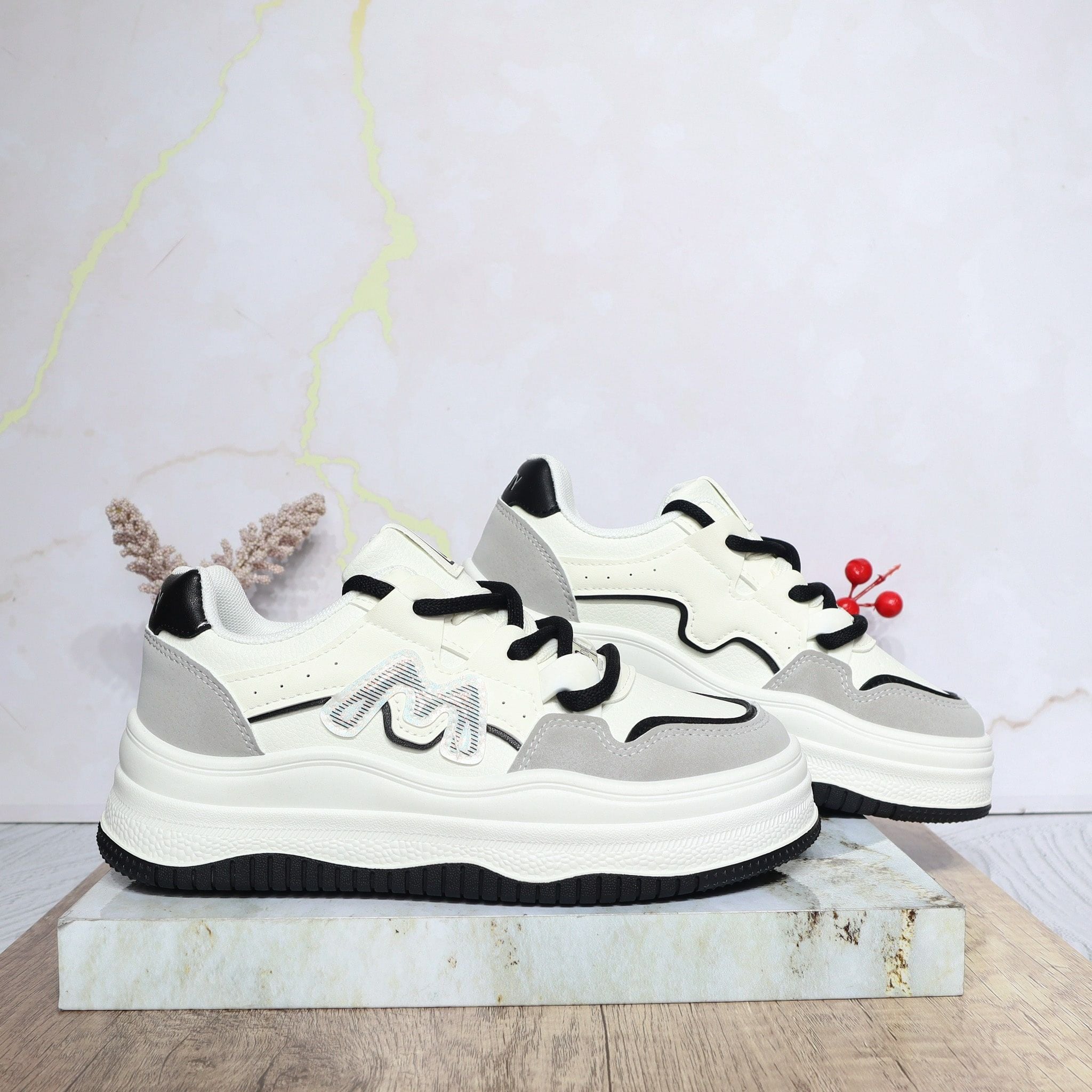 Tenis blanco x negro para mujer 25053-Z477