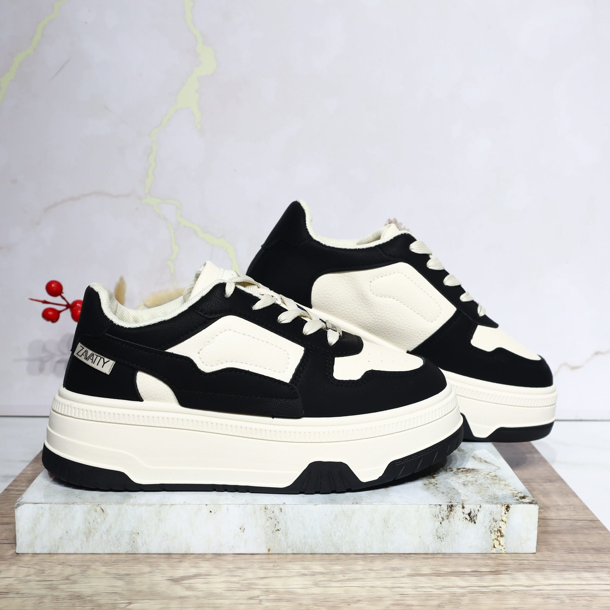 Tenis beige x negro para mujer 25056-Z477