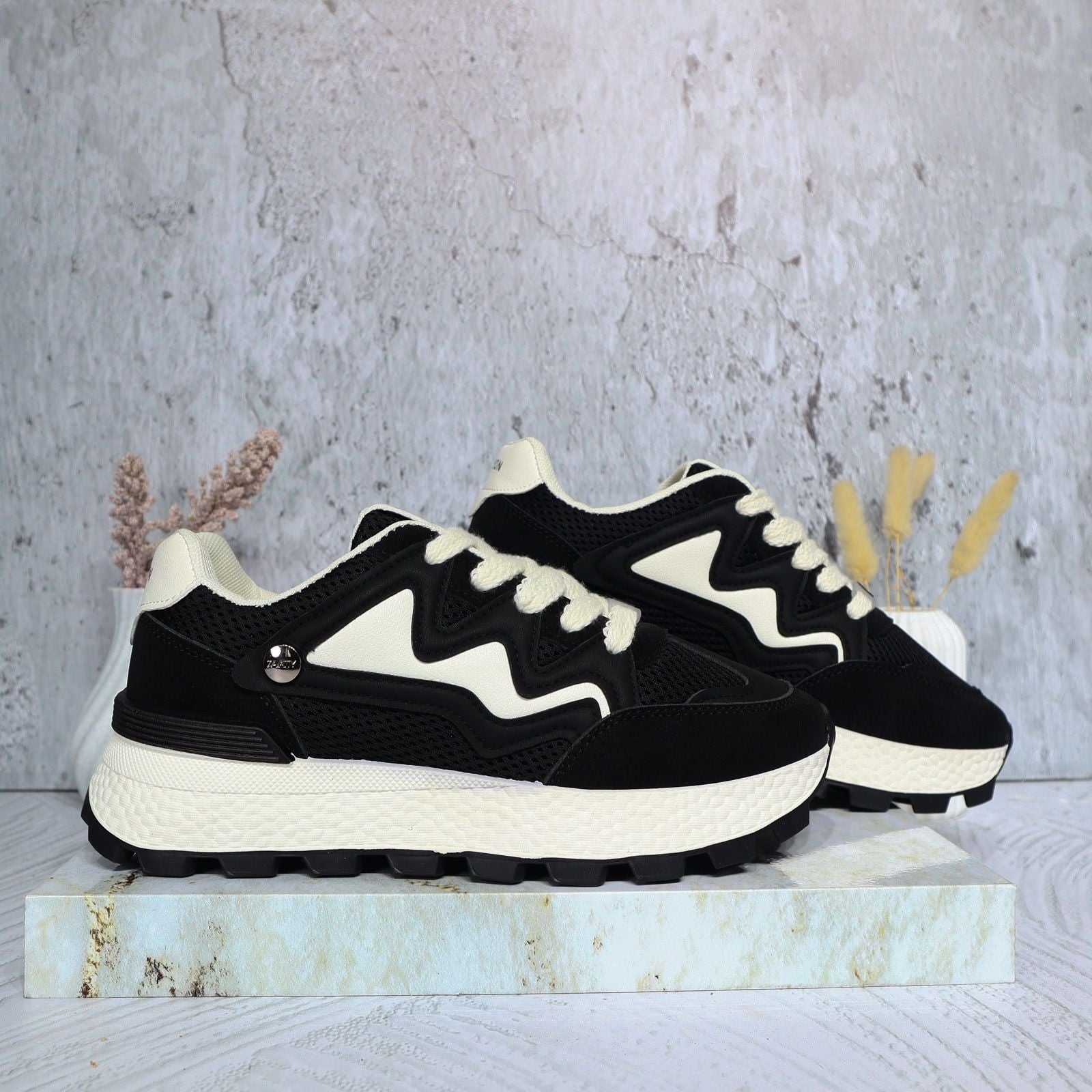 Tenis negro para mujer 2559-Z630