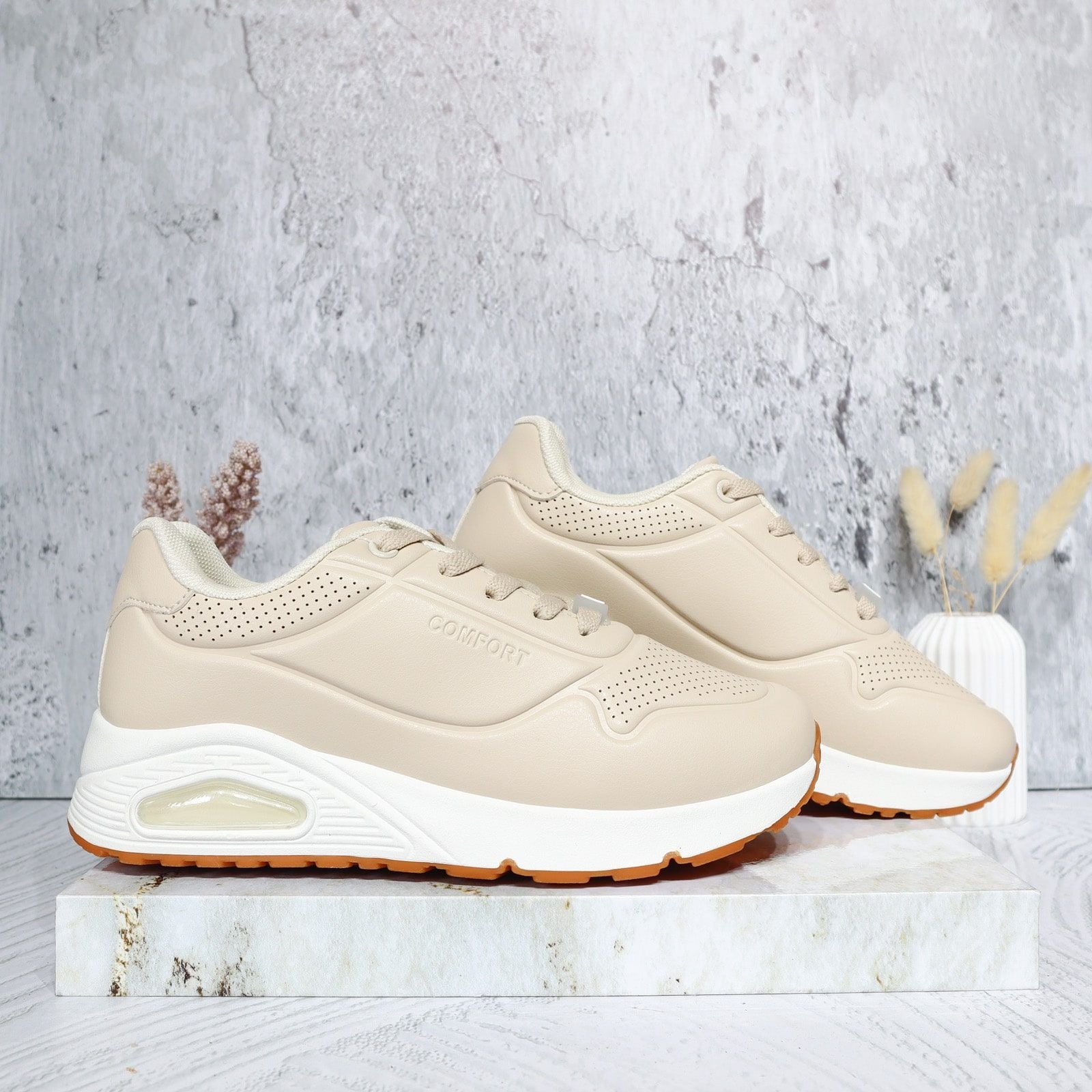 Tenis beige para mujer 2570-Z627