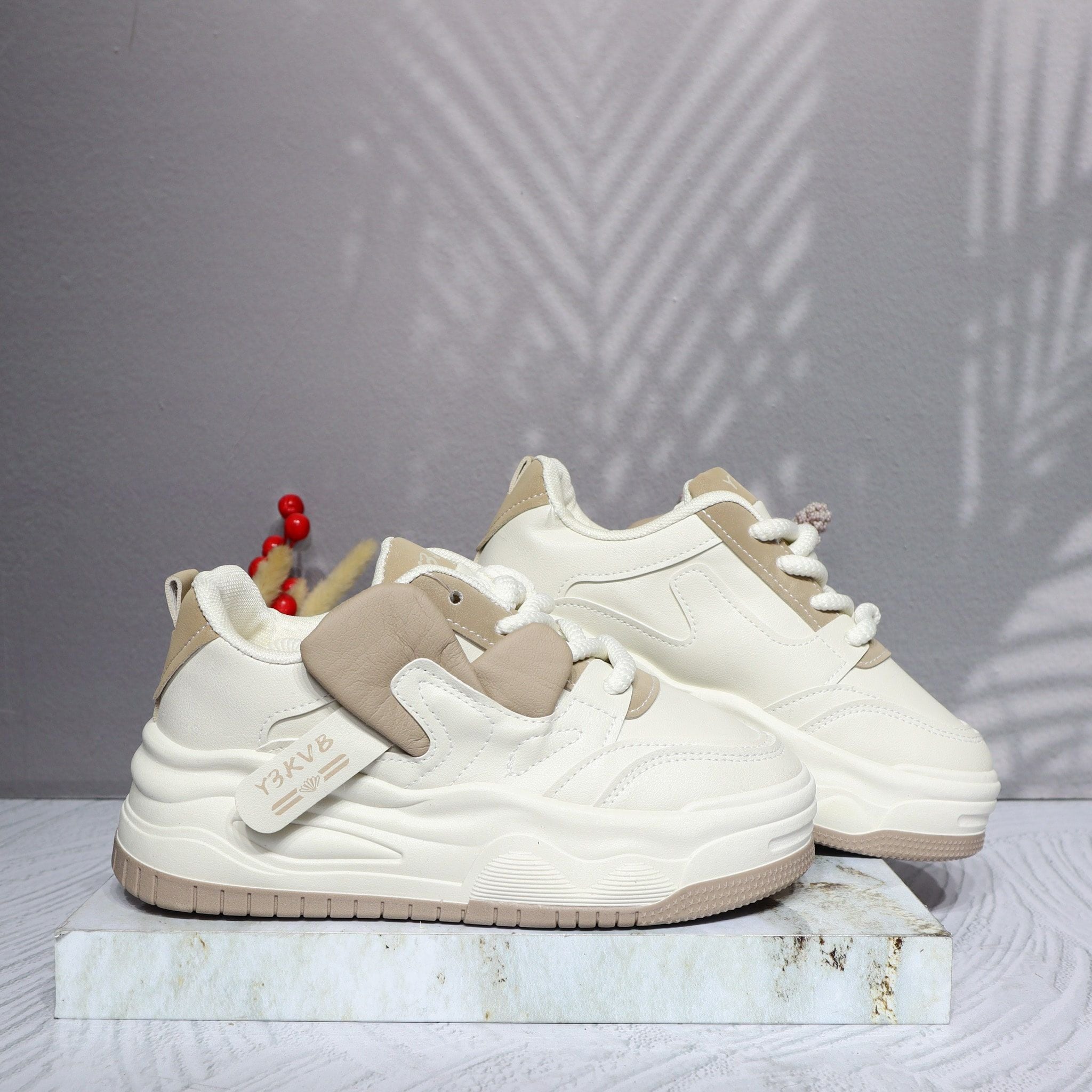 Tenis beige para mujer 2588-Z786