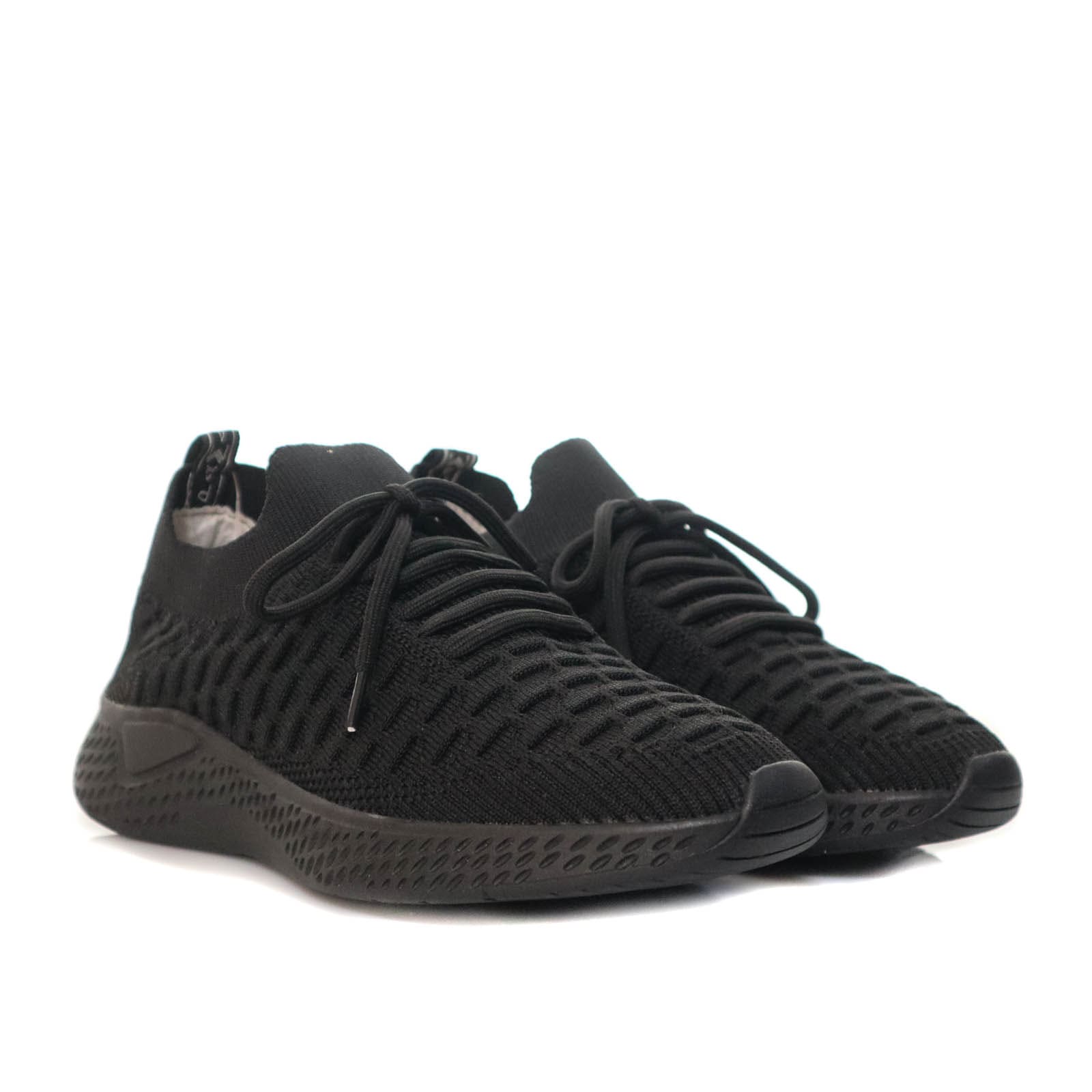 Tenis negro para mujer P71-Z400