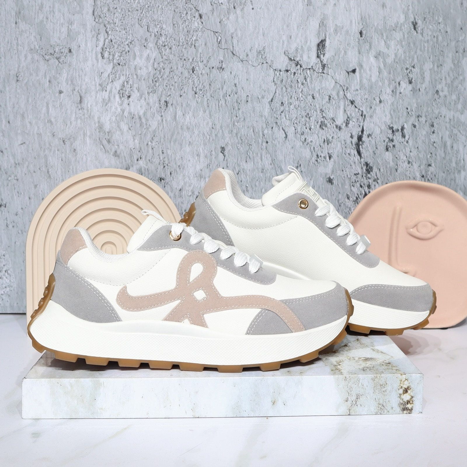 Tenis talcoxgrisxbeige para mujer TA1101