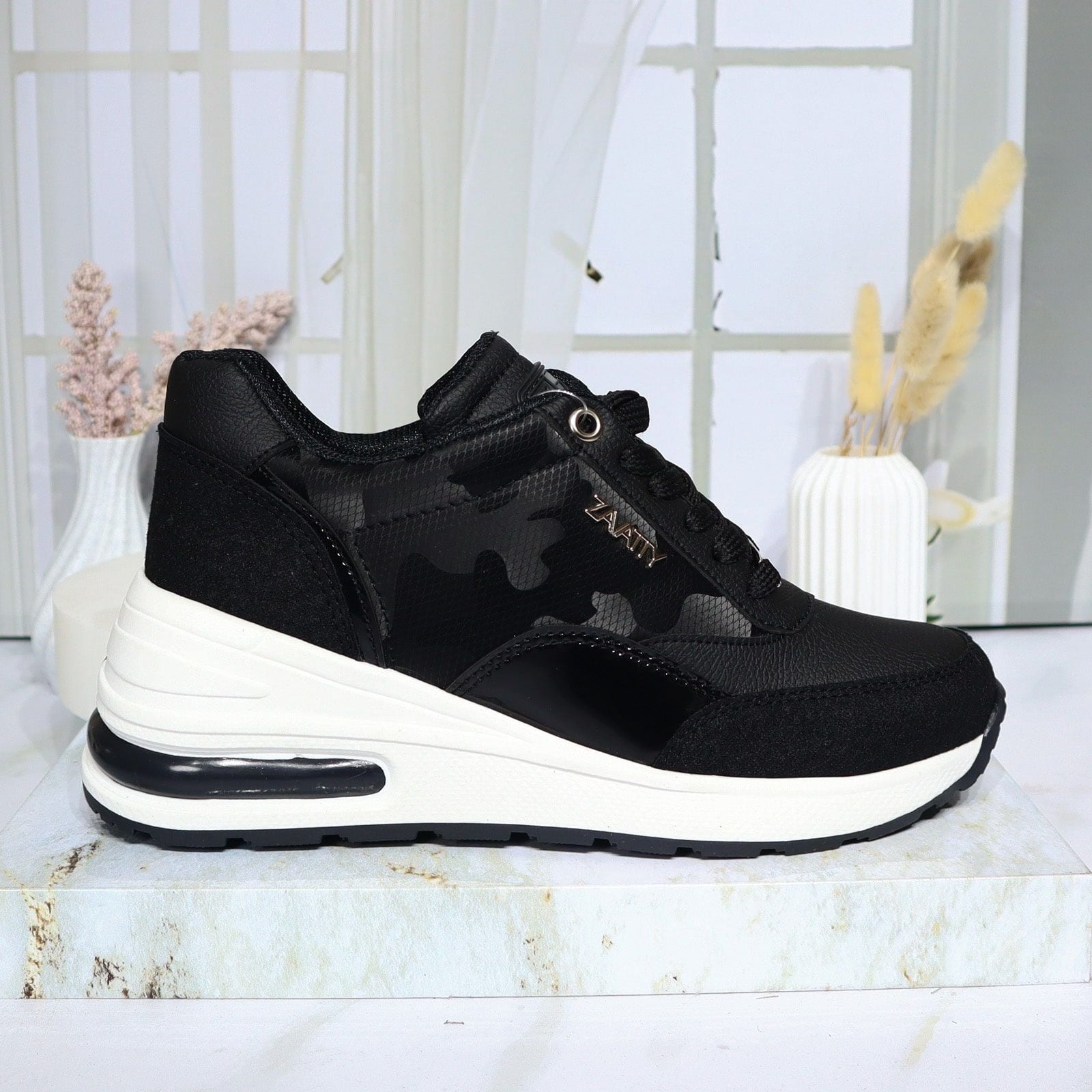Tenis negro para mujer TA1104