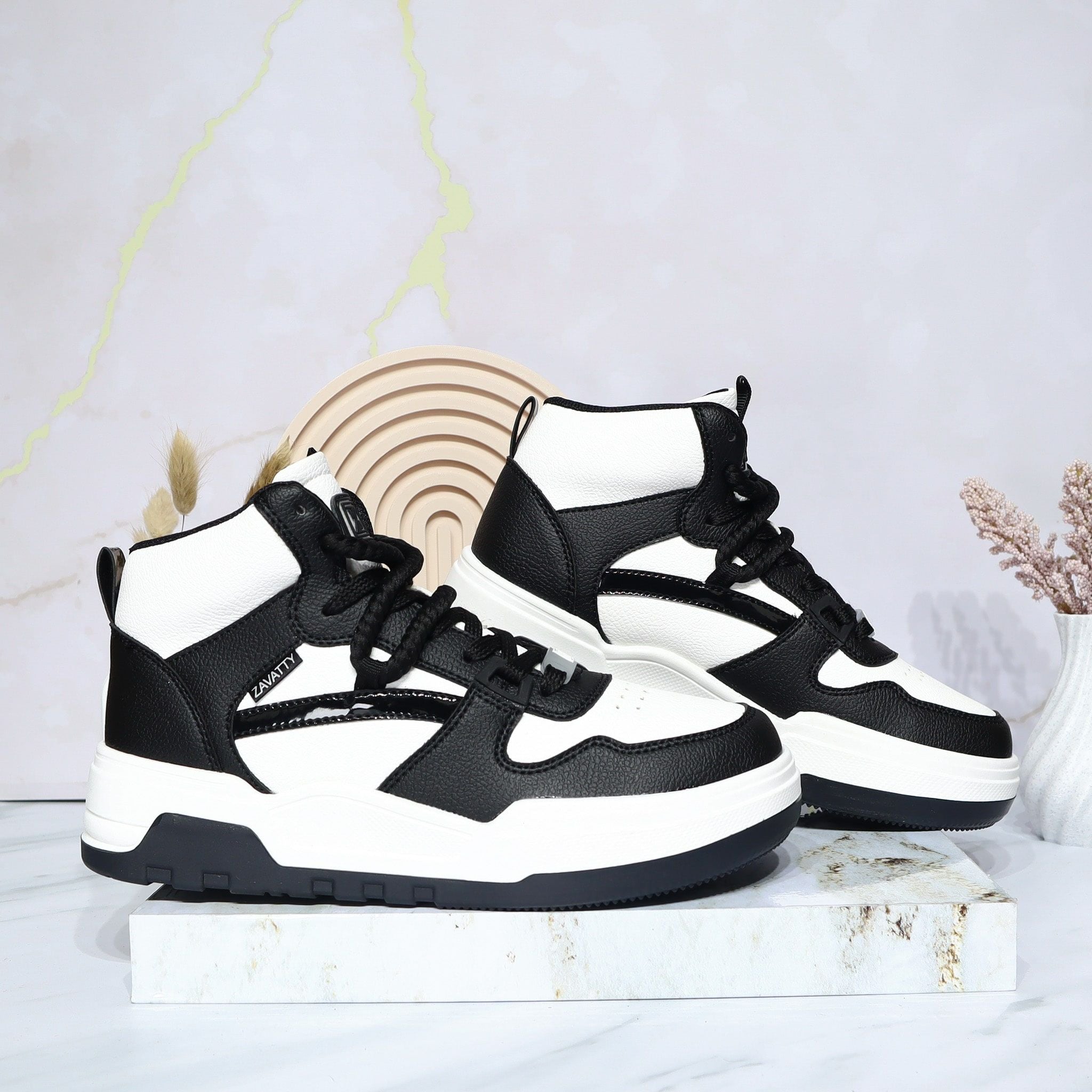 Botin deportivo talco x negro para mujer TA1294