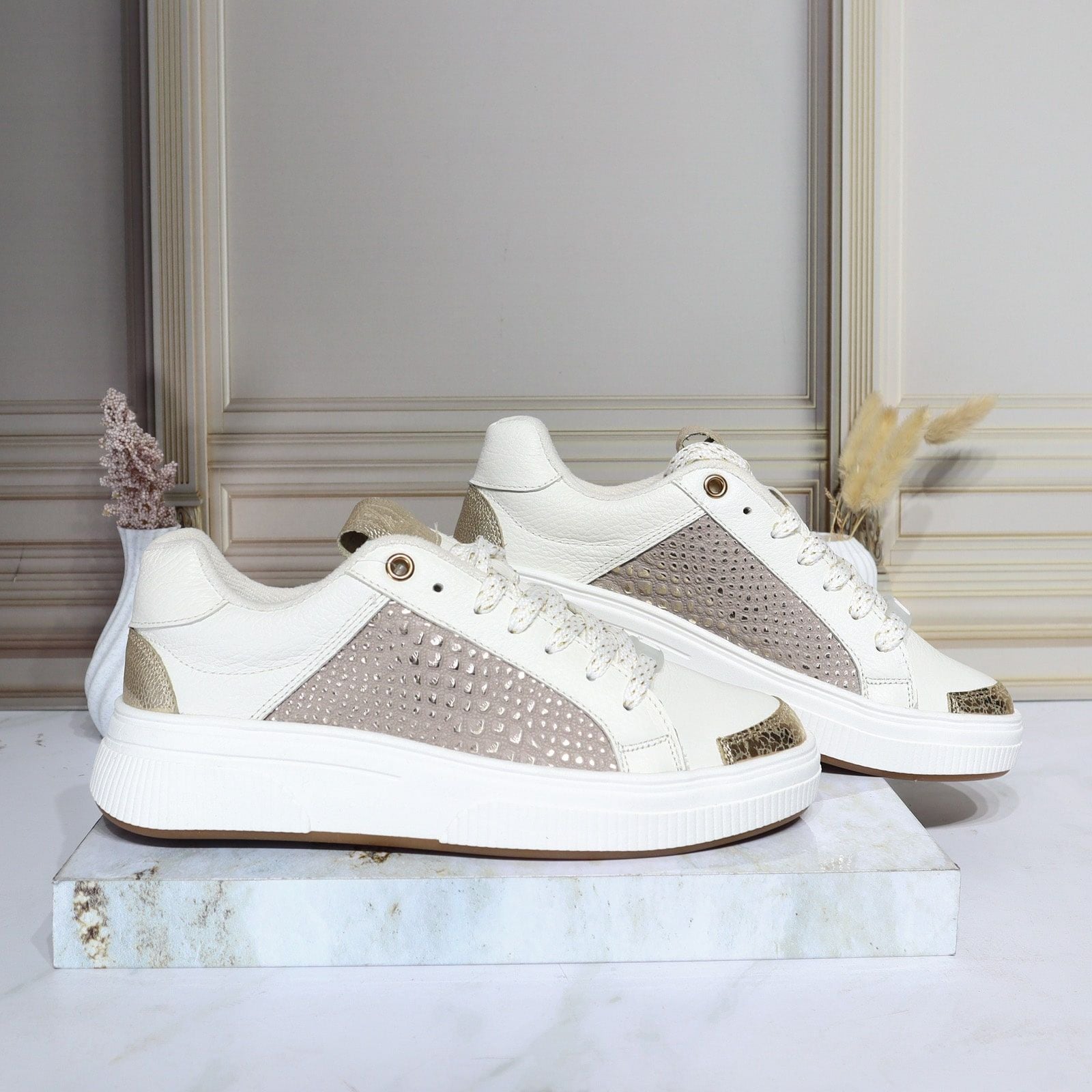 Tenis talco x dorado para mujer TAC1045