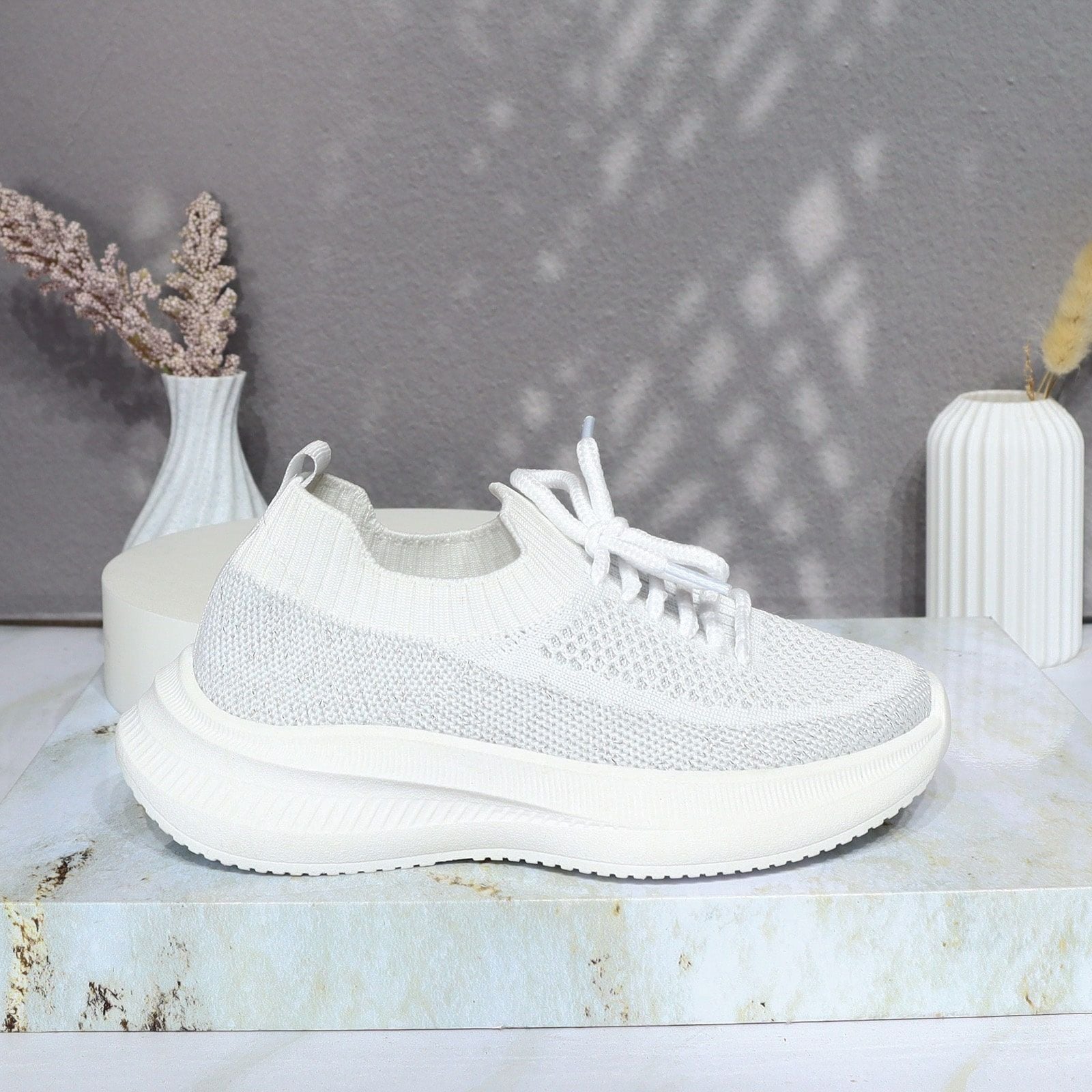 Tenis blanco para niña PN5-Z400