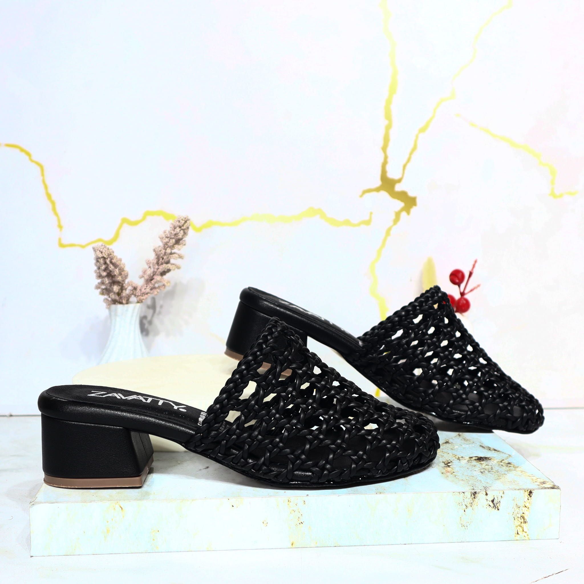 Sandalia tacon negro para mujer 152-Z523