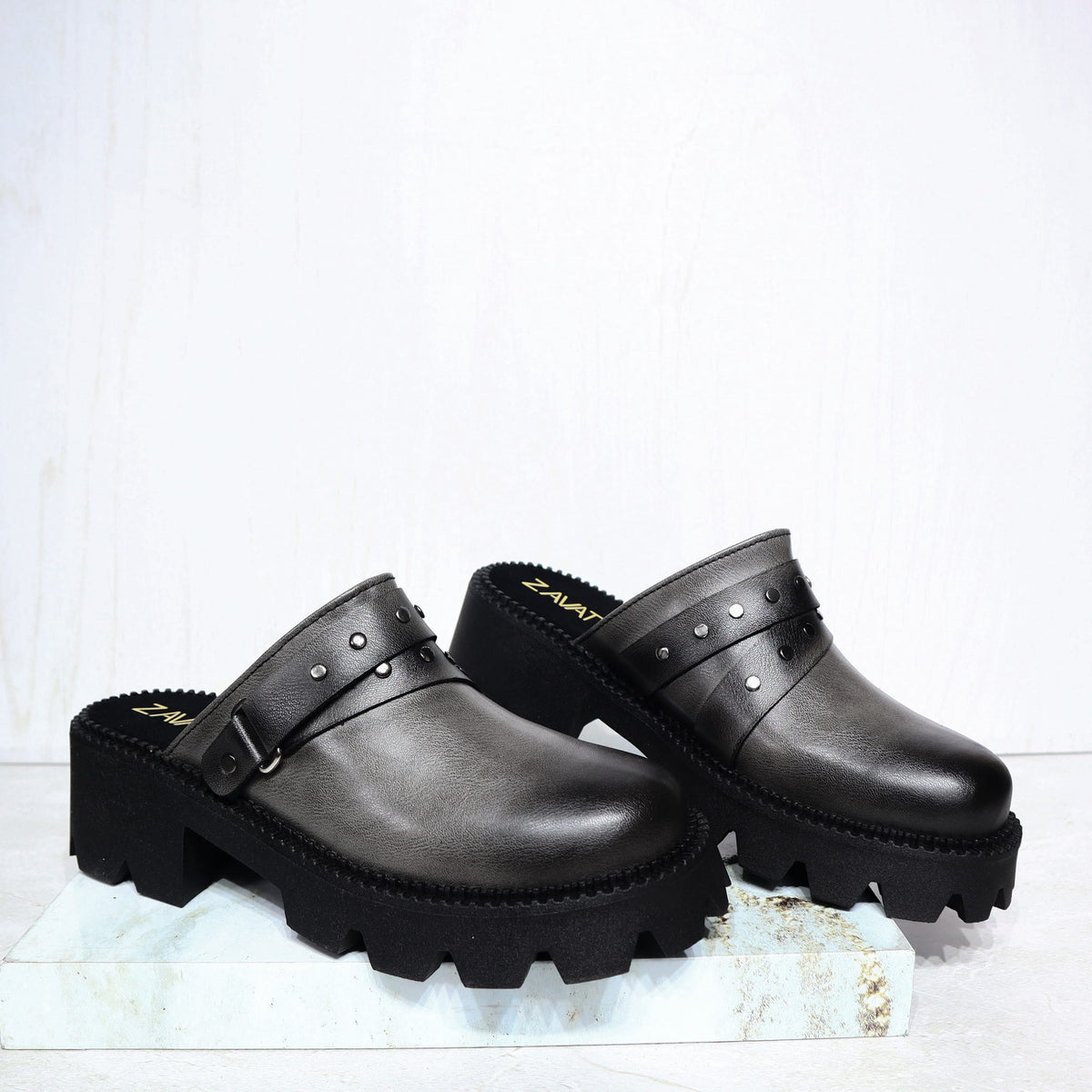 Zueco gris para mujer GRECIA-Z126