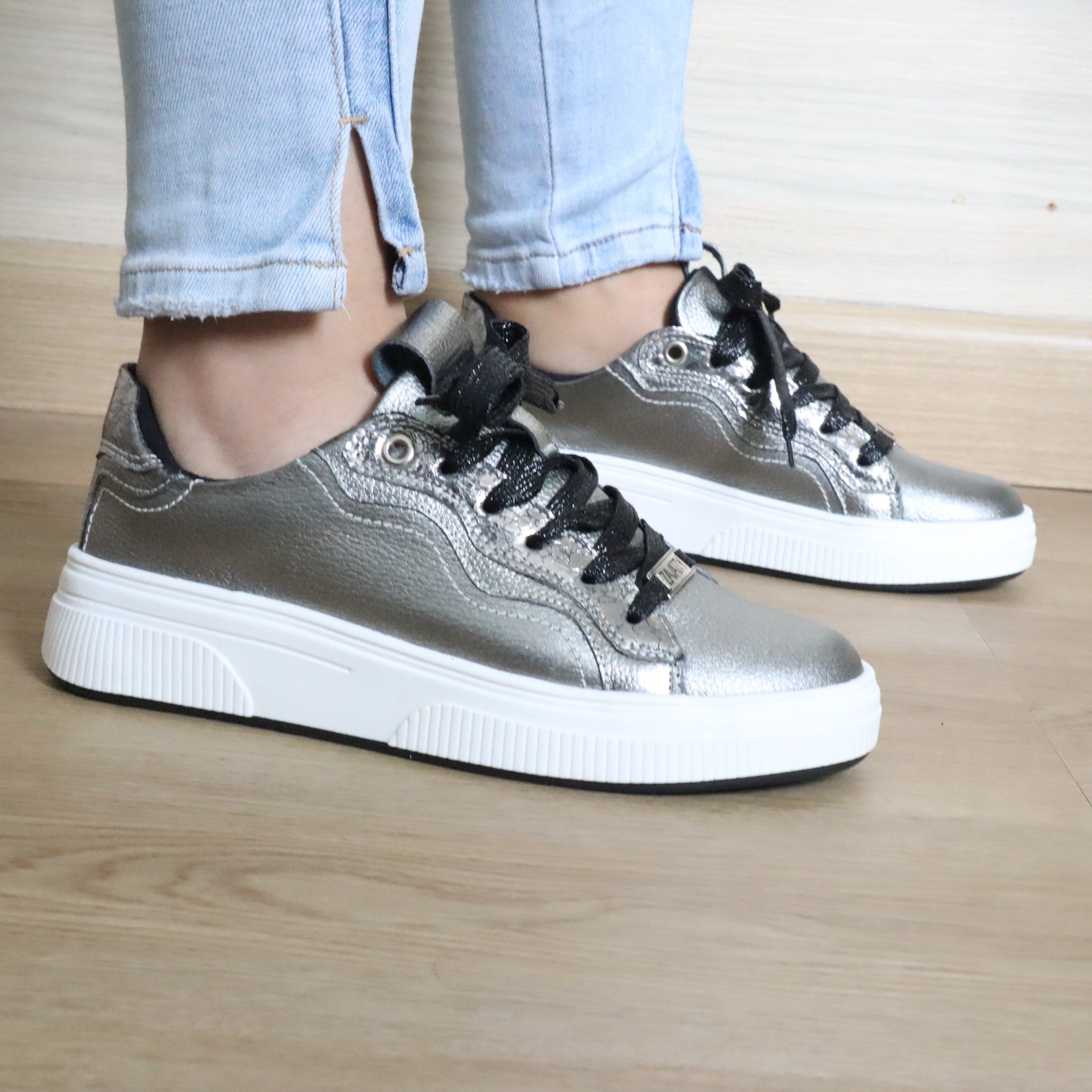Tenis para mujer TAC945