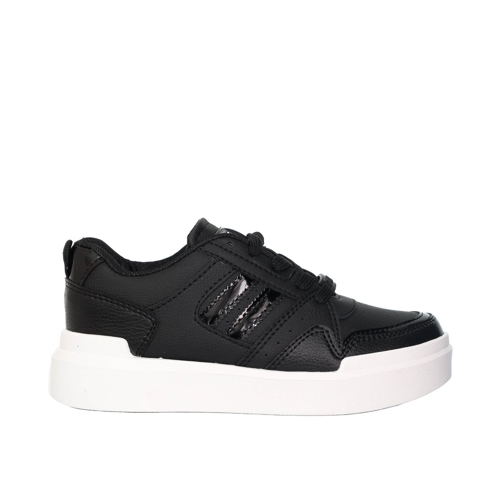 Tenis negro para mujer TA919