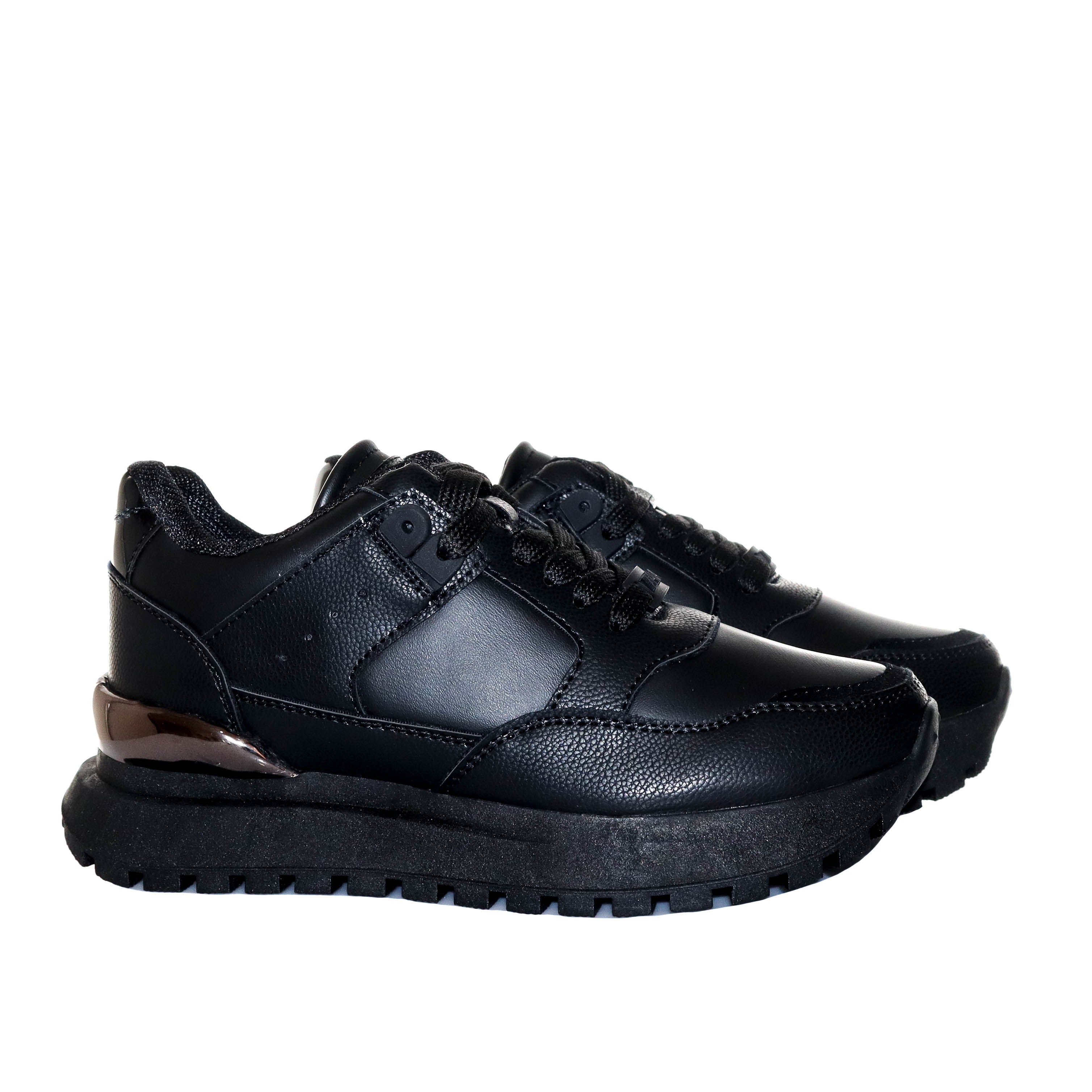 Tenis negro para mujer TA884