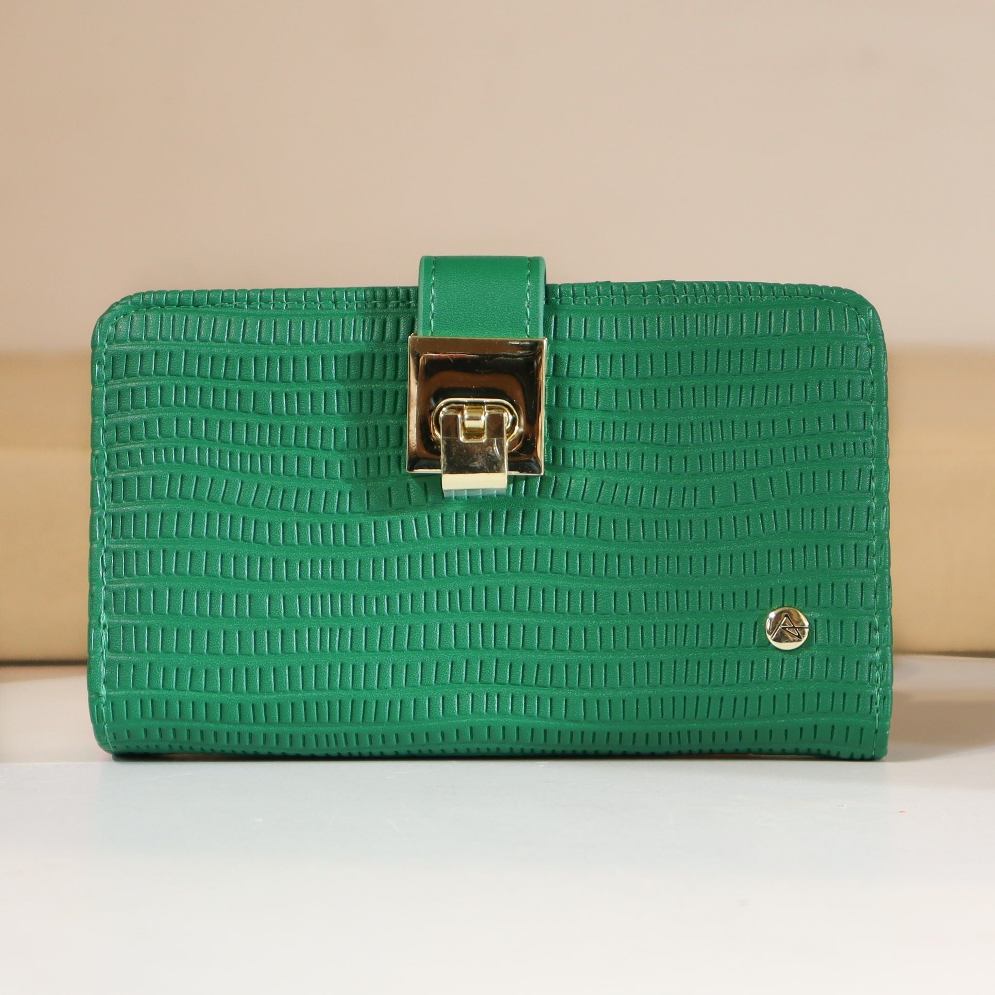 Billetera pequeña verde para mujer BI2010-17