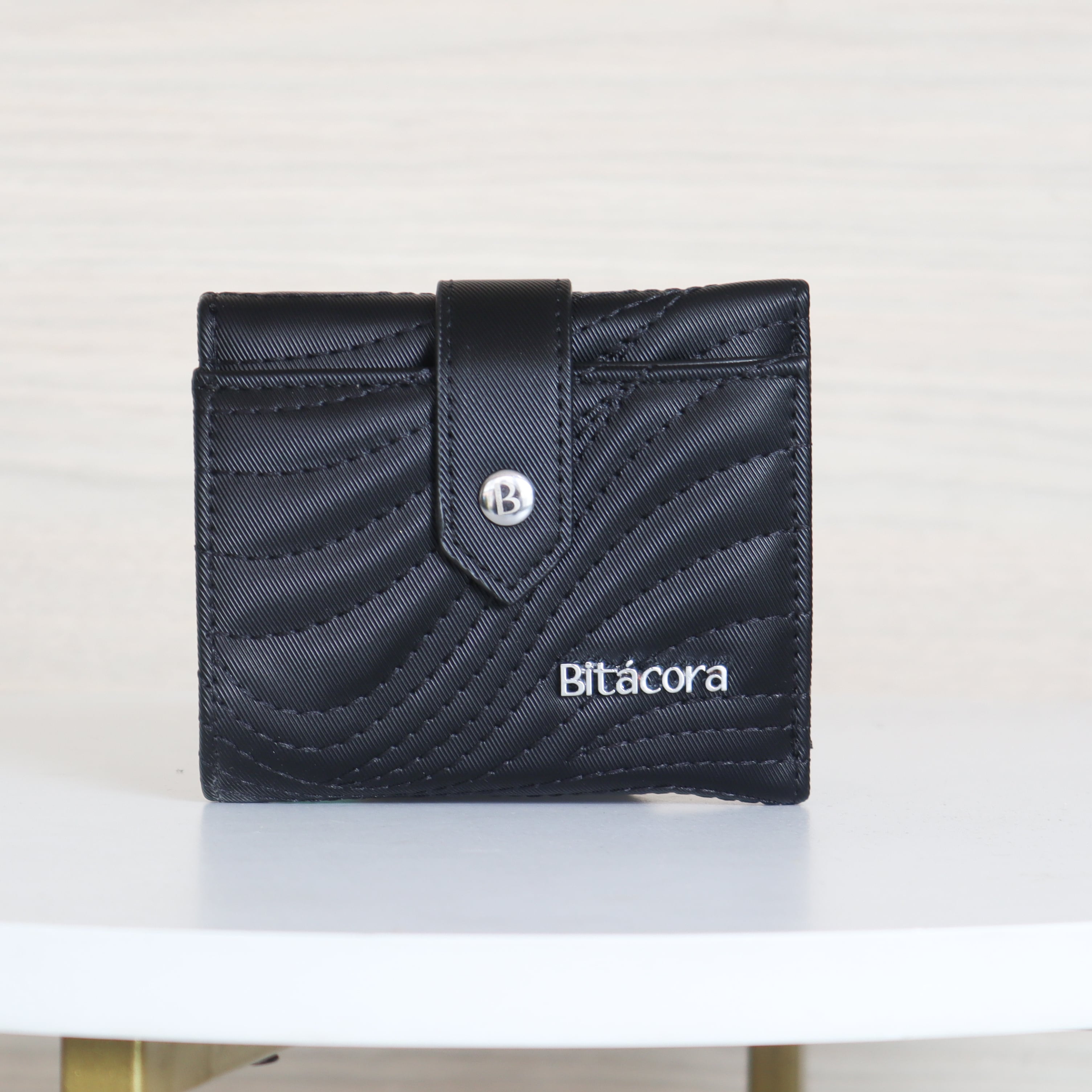 Billetera pequeña negro para mujer BI-2196