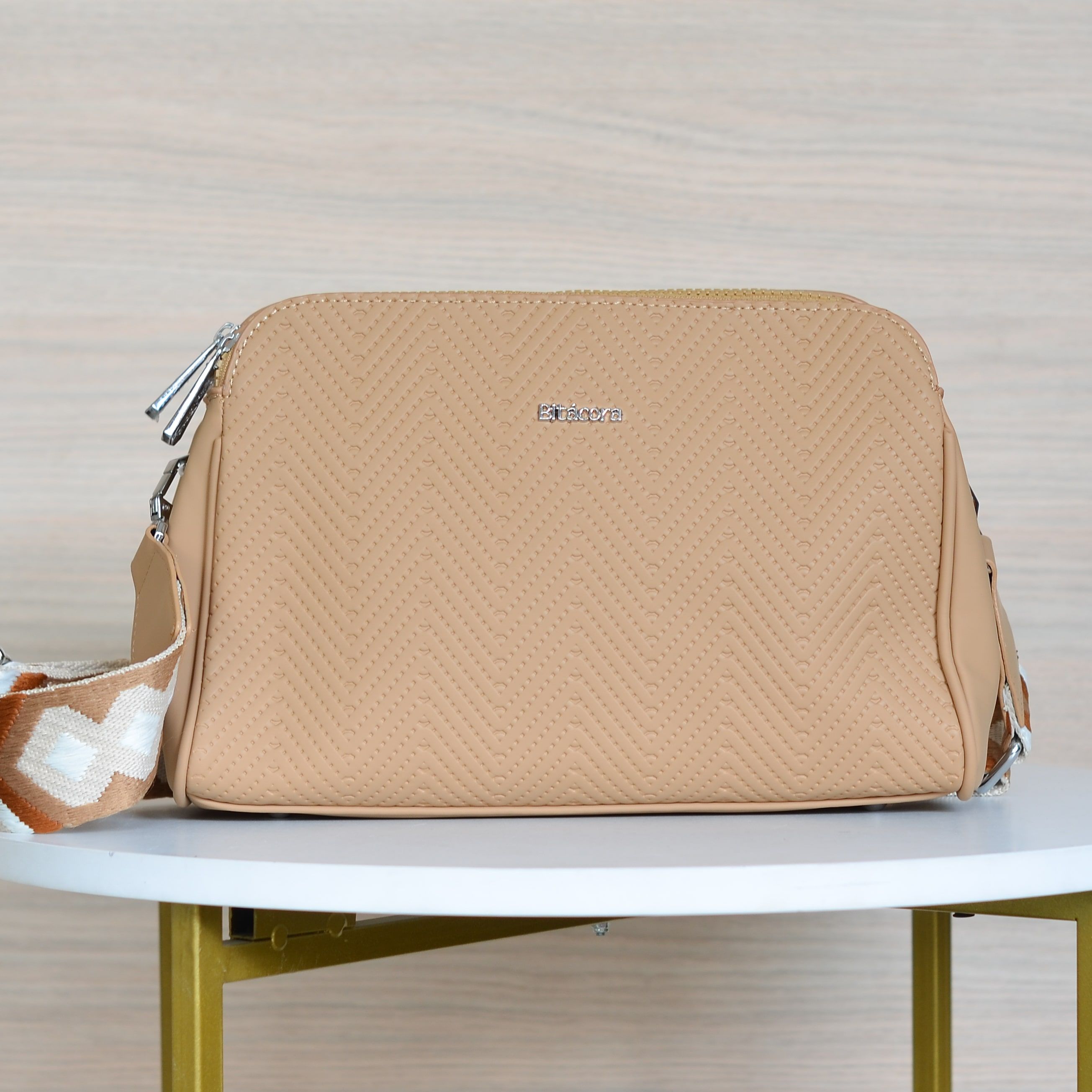 Manos libres pequeño camel para mujer BOL2177