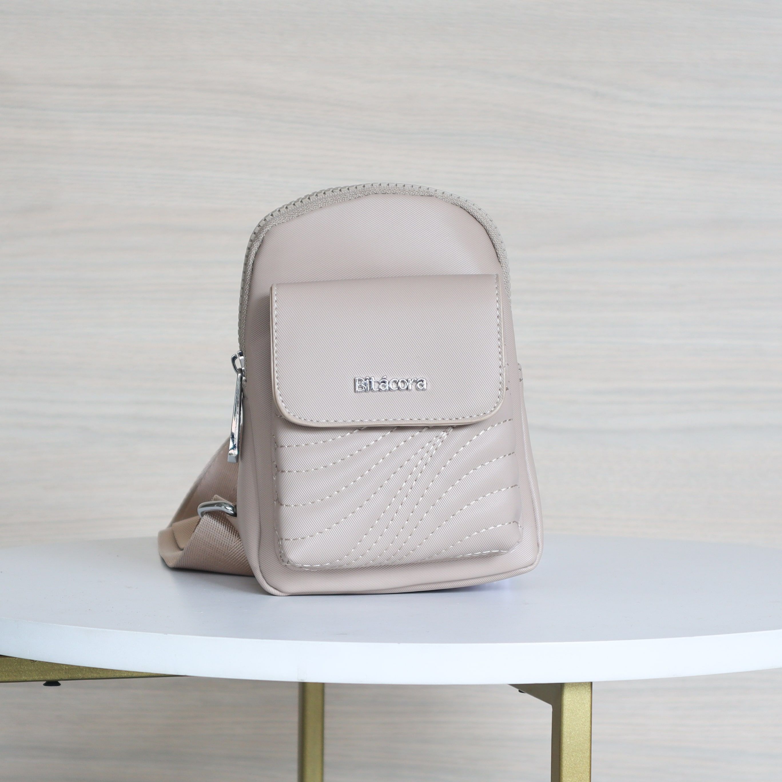 Portacelular taupe para mujer BI-2200