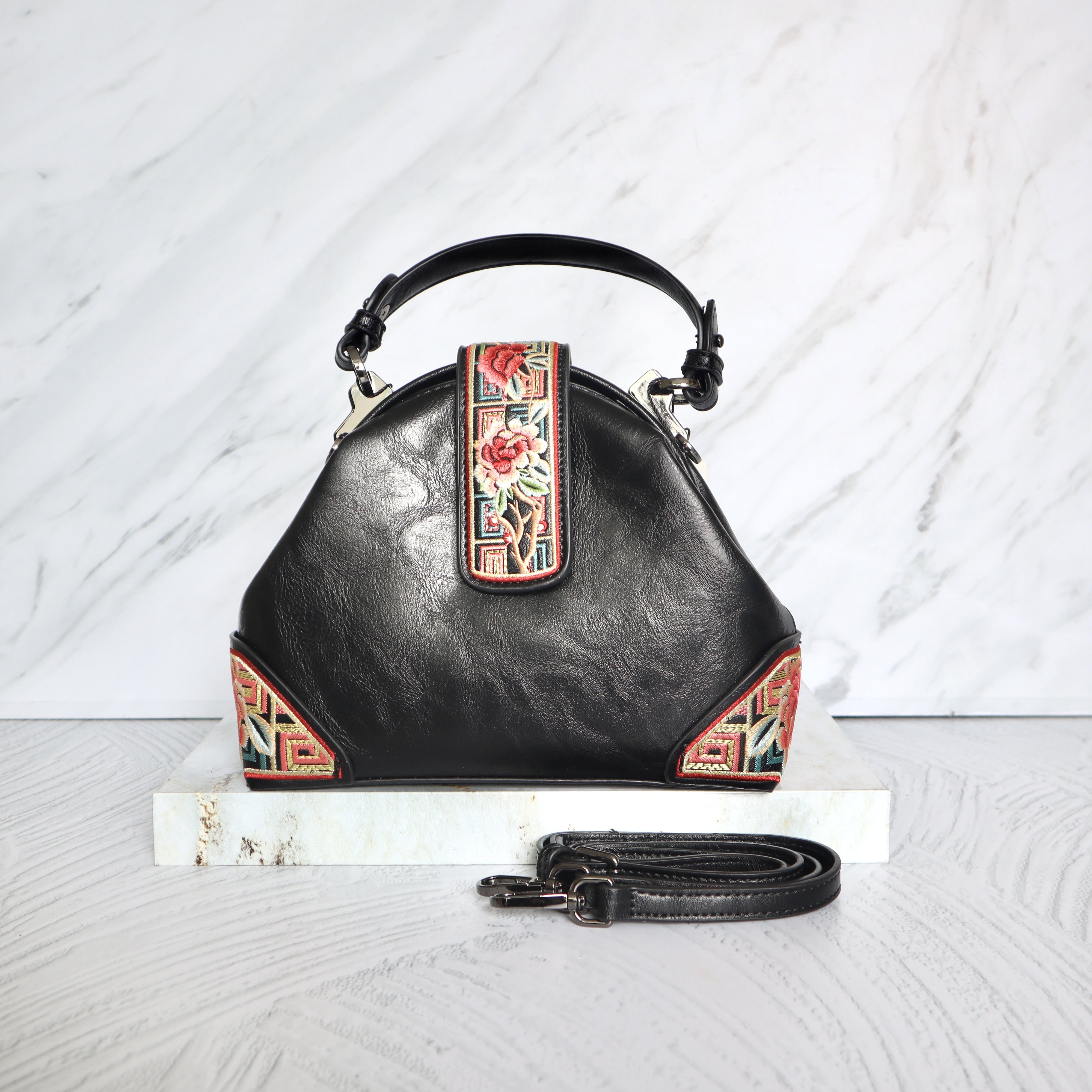 Bolso negro para mujer BOLZ1626