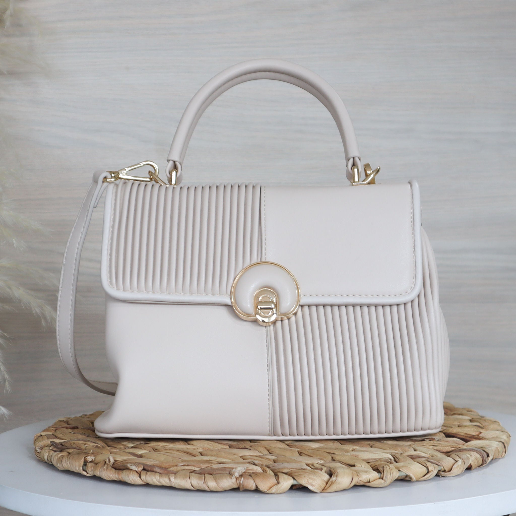 Bolso beige para mujer BOLZ8619