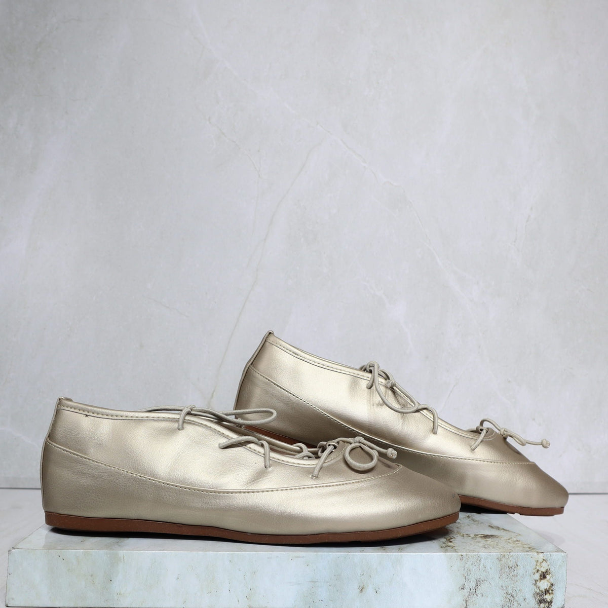 Sandalia cuero champaña para mujer 009-Z720