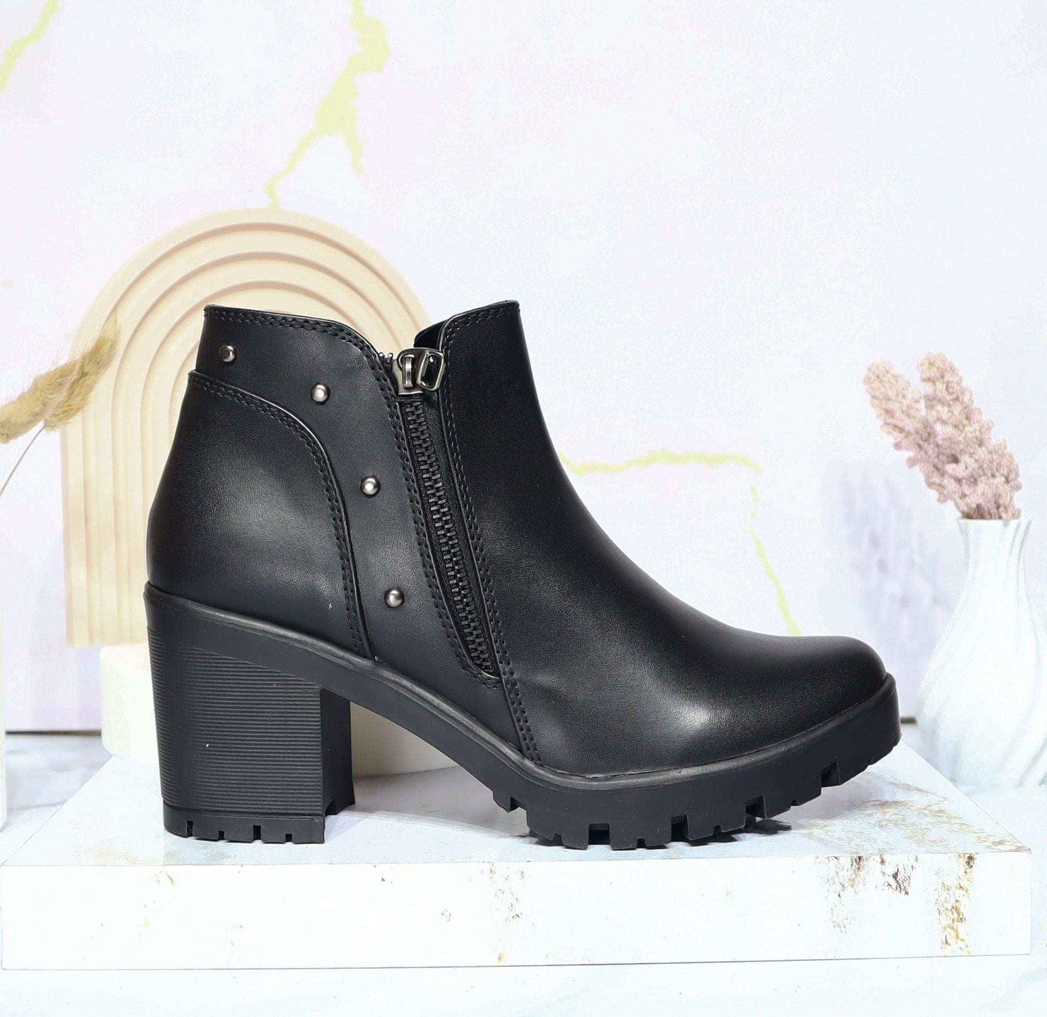 Botin negro para mujer 1818-Z62