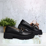 Mocasin negro tipo cuero para mujer 472-Z284