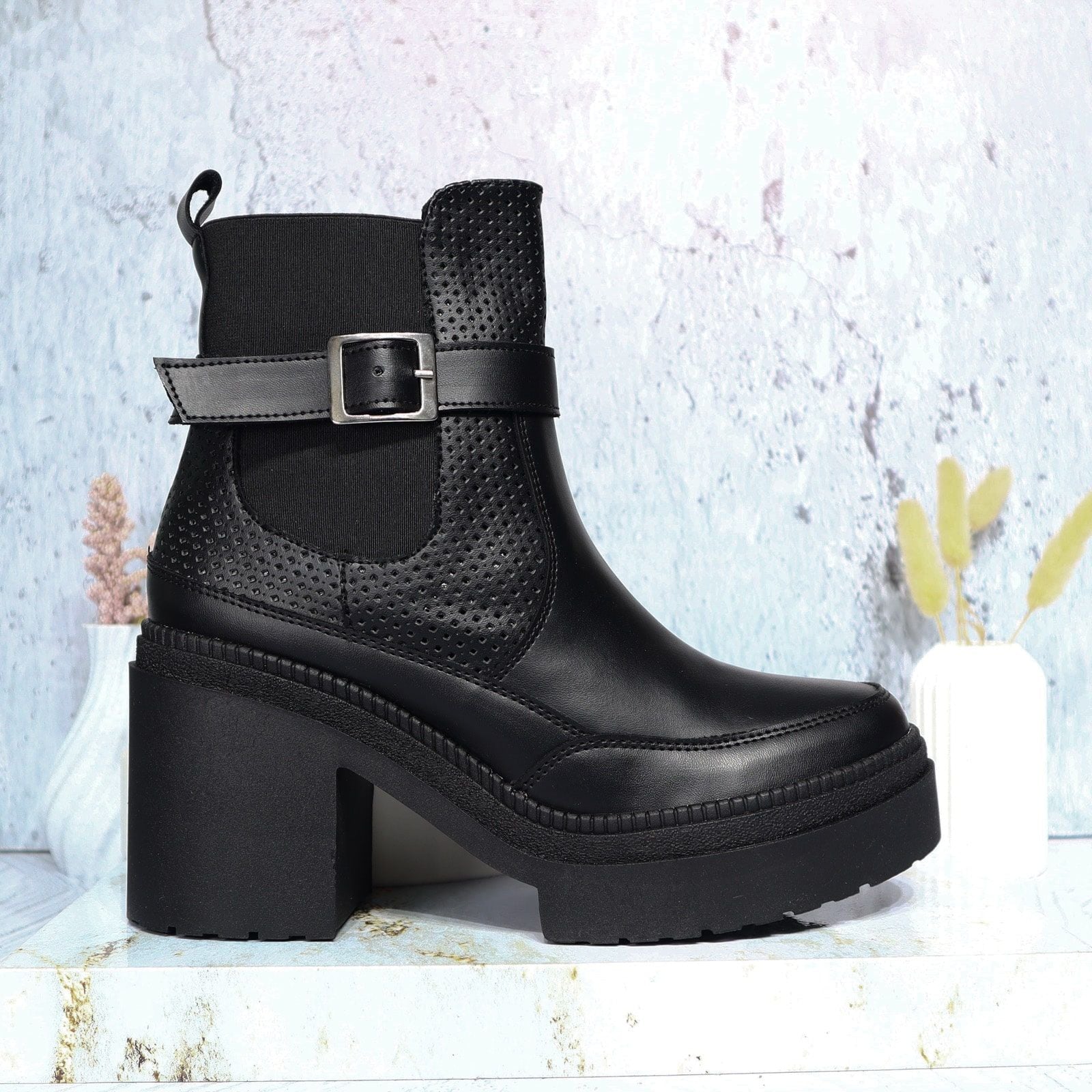Bota negro para mujer 25100-Z22