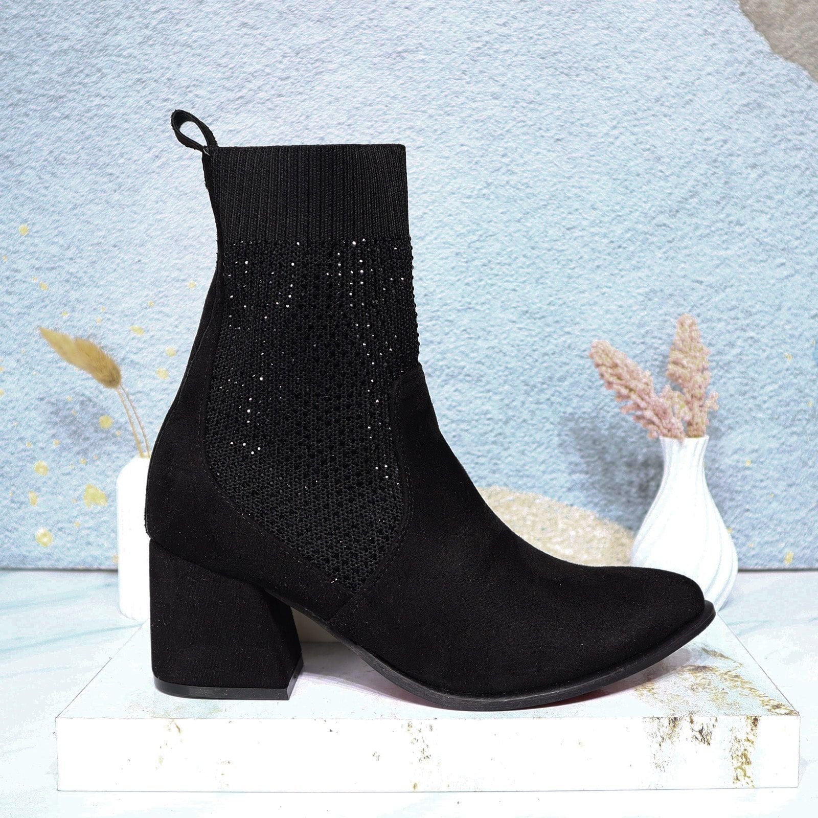Bota negro para mujer M640-Z321