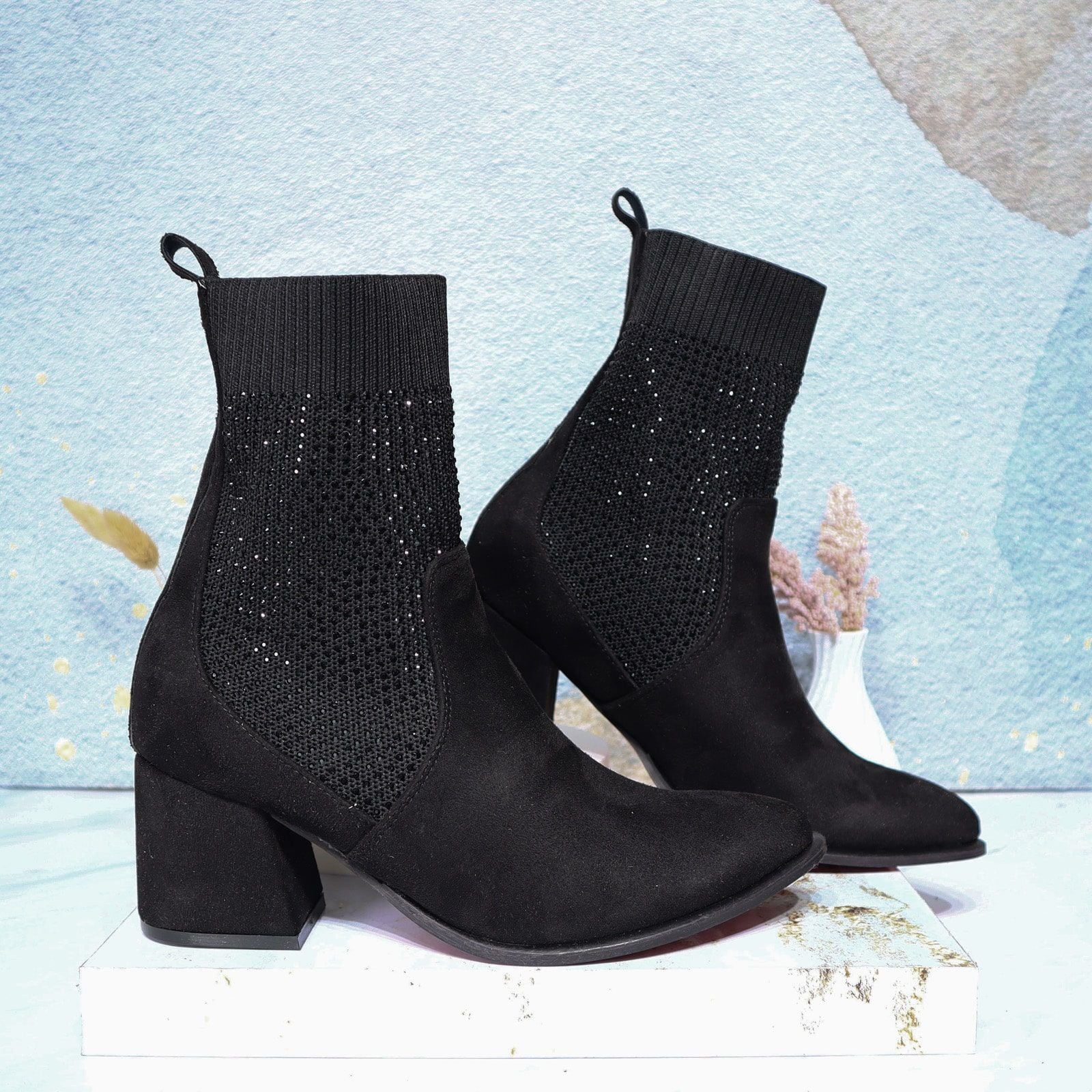Bota negro para mujer M640-Z321