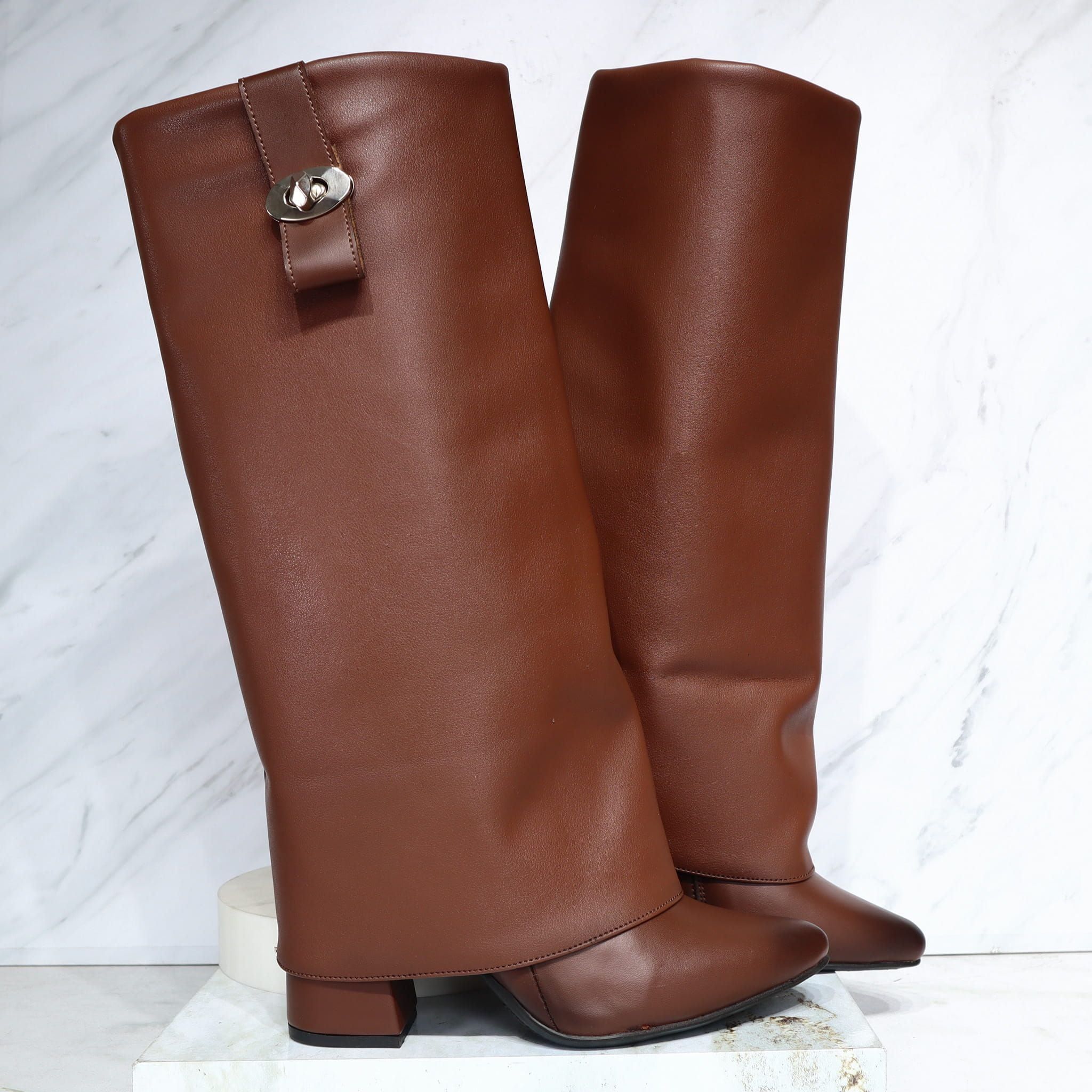 Bota tacon 5 1/2 cafe ocaña para mujer S8018-Z347