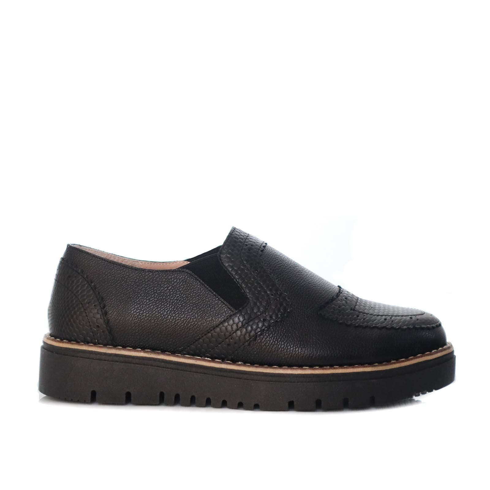 Mocasin negro cuero para mujer H-SOFIA