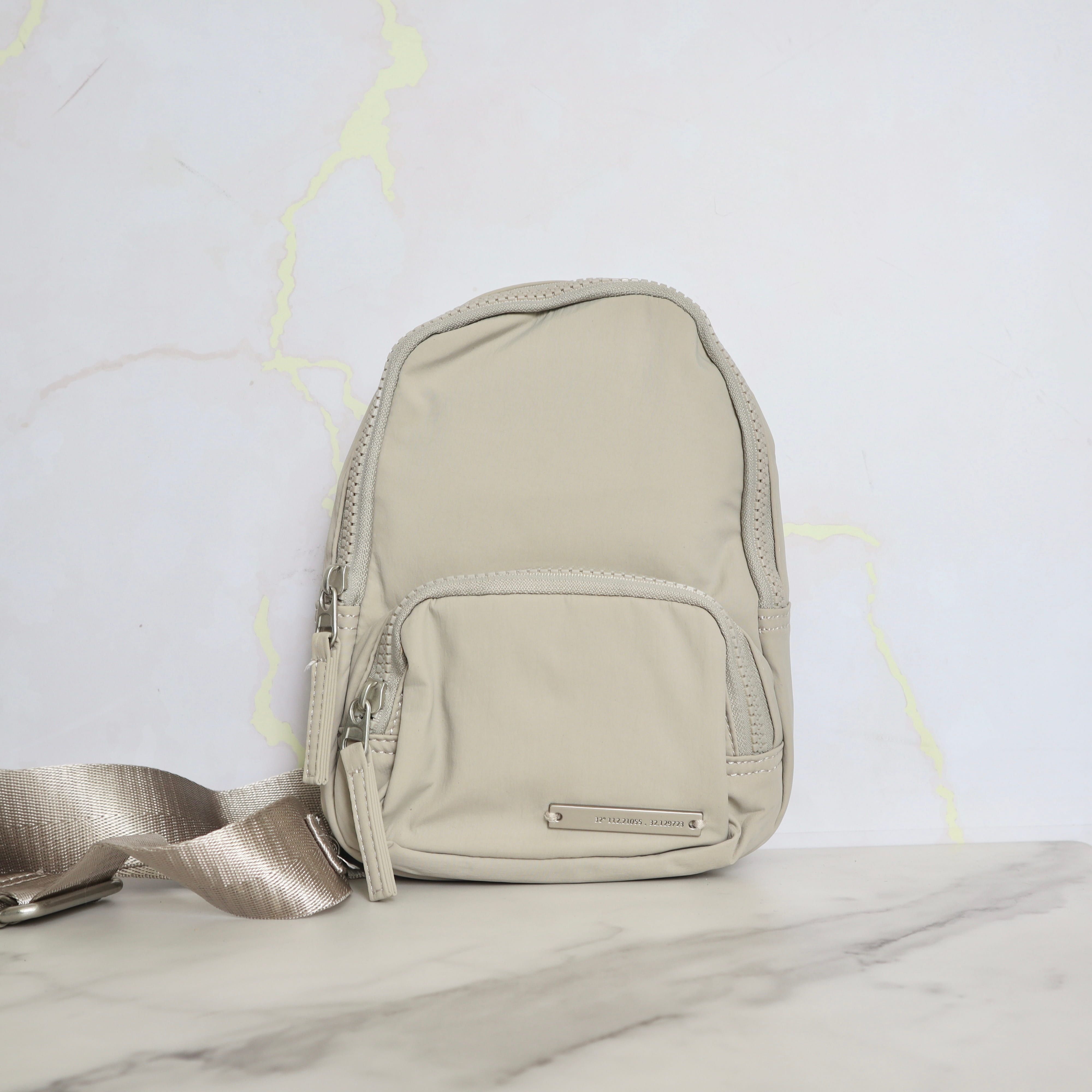 Portacelular beige para mujer PC4130H