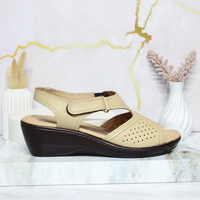 Romulo sandalia beige para mujer RO5591