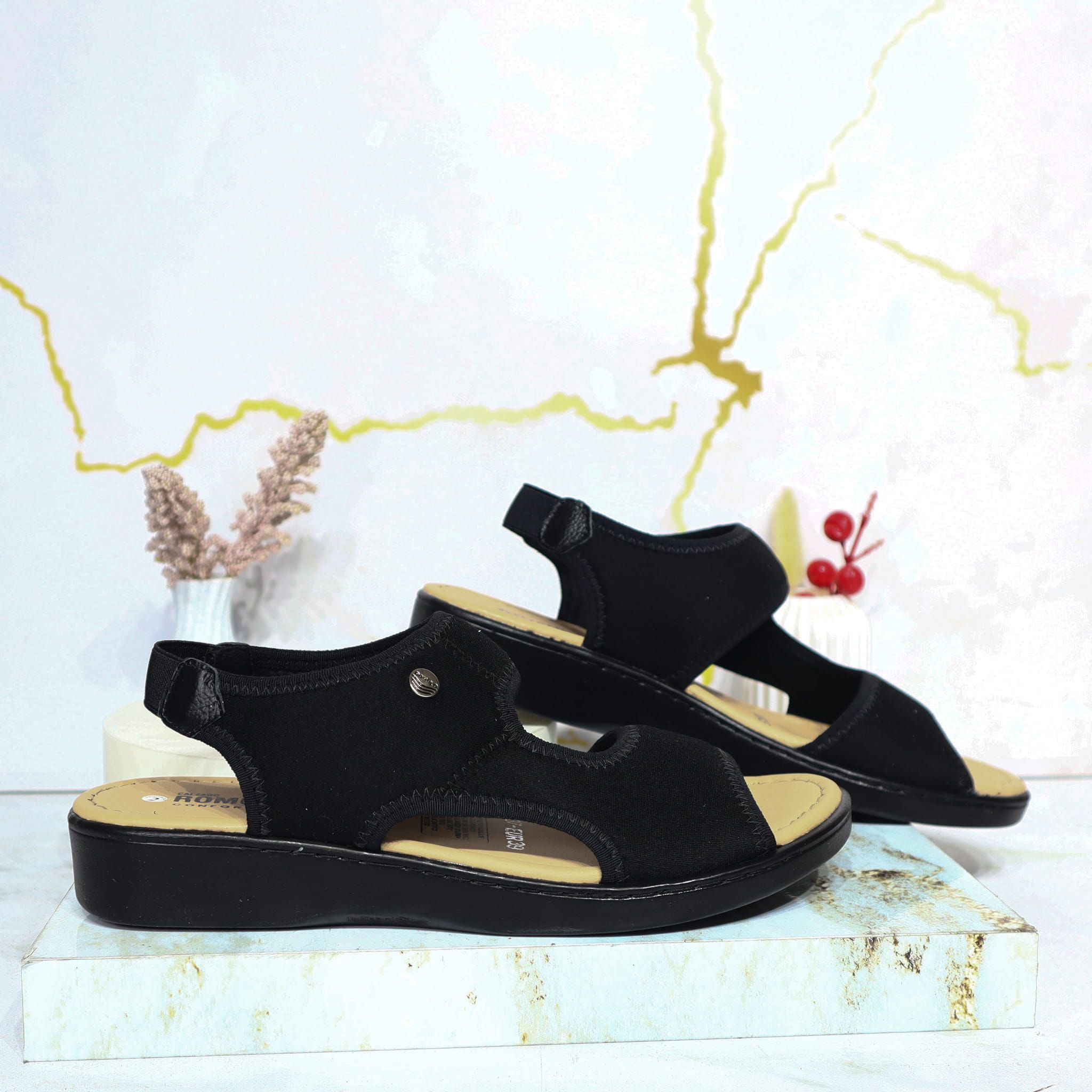 Romulo sandalia negro para mujer RO7212